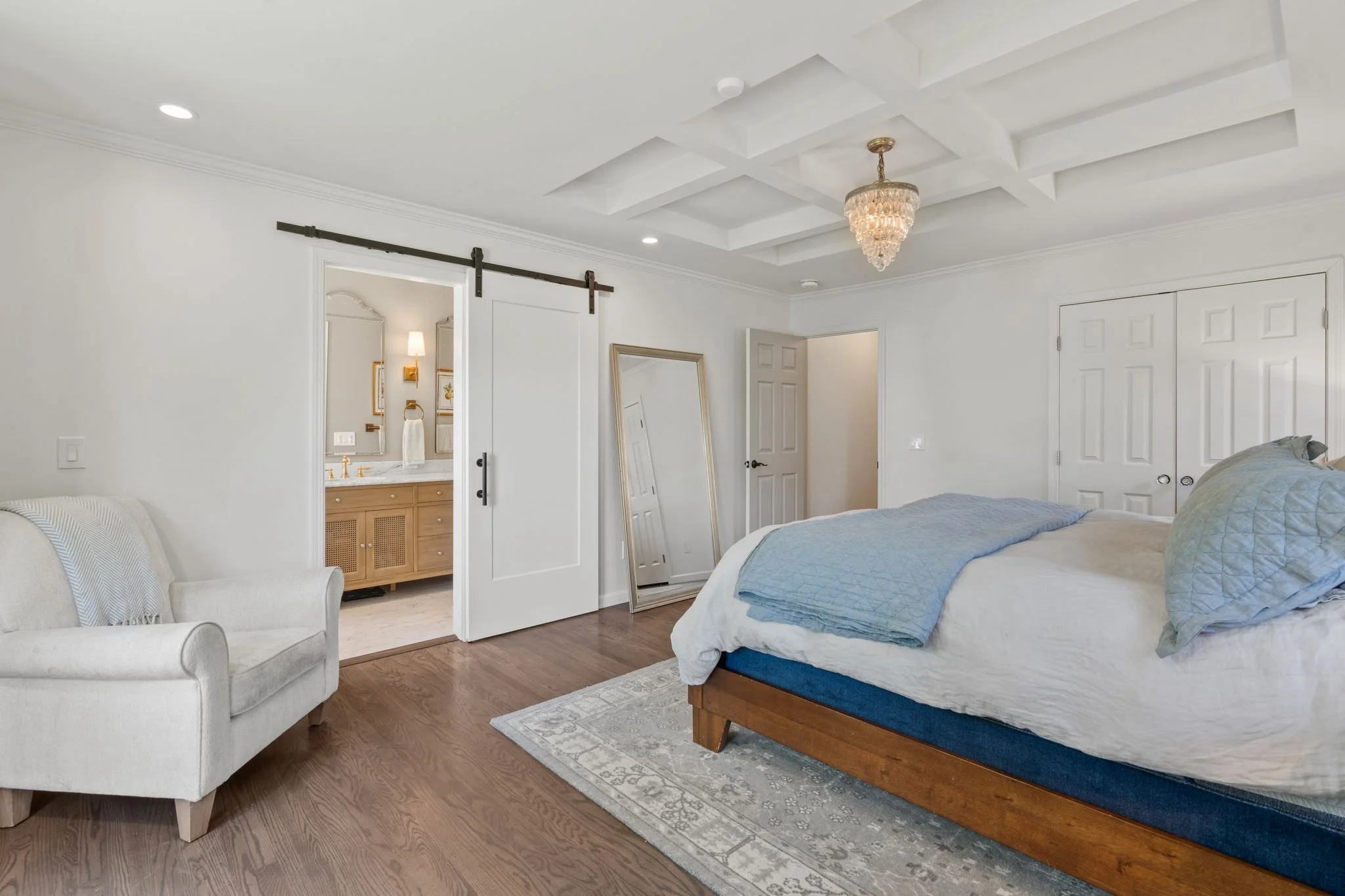 1253 Redcliff Dr-Photo-30.jpg
