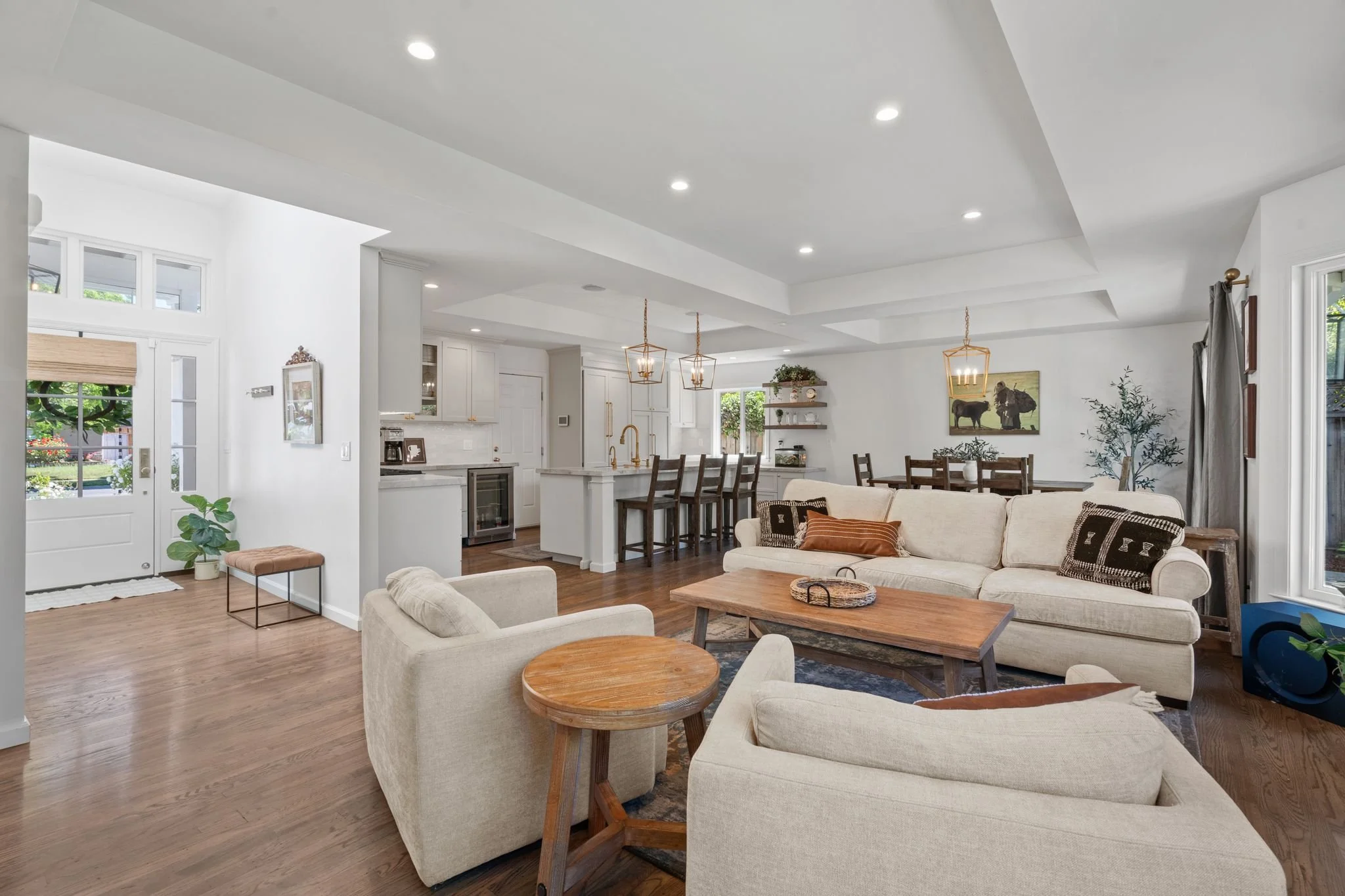 1253 Redcliff Dr-Photo-11.jpg