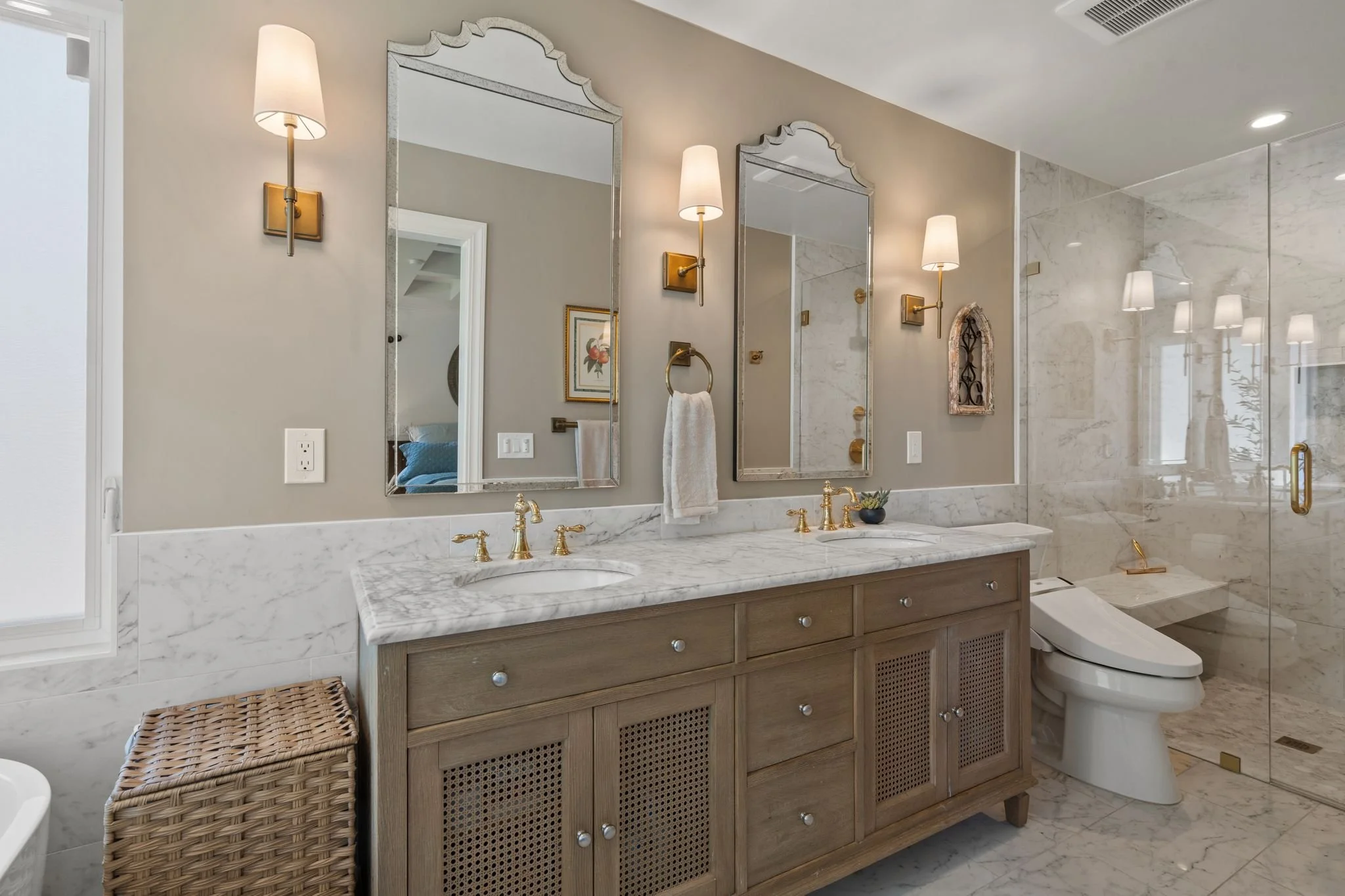 1253 Redcliff Dr-Photo-31.jpg