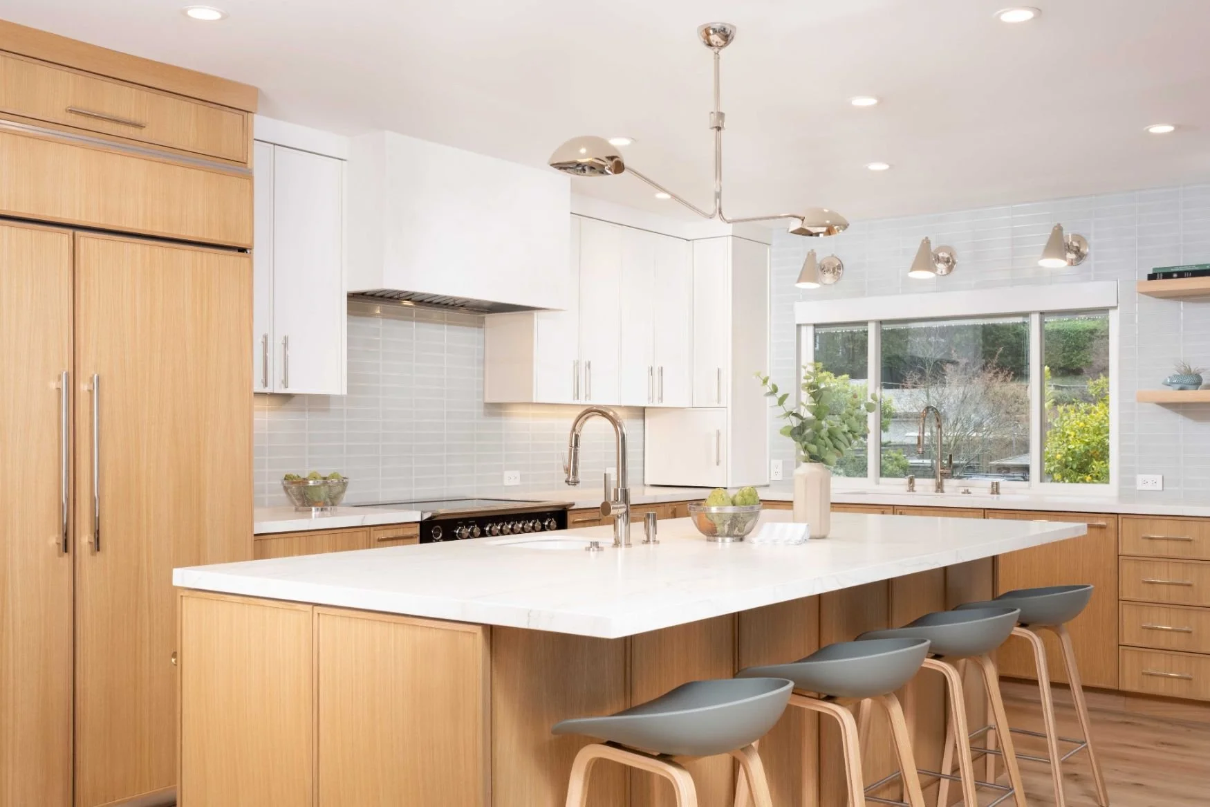 meadowview-modern-renovation-02.jpeg