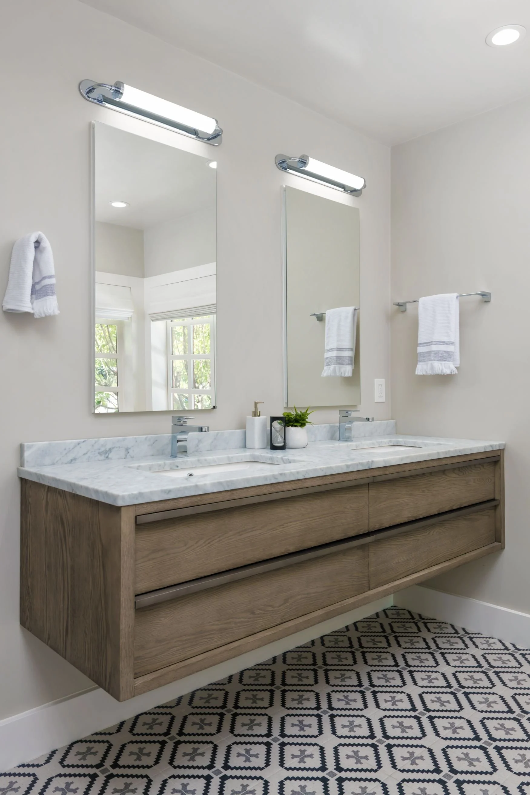 orchard-transitional-primary-suite-05.jpeg