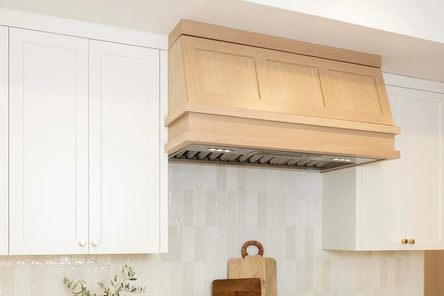 Vent Hood Styles &amp; Types: How to Choose the Right Range Hood for Your Kitchen