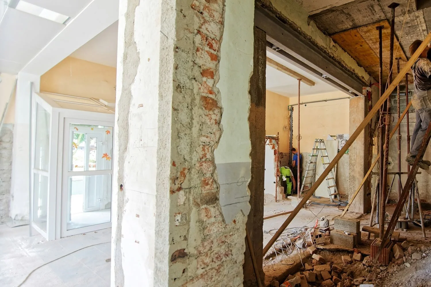 How to Ensure a Less Stressful Remodel