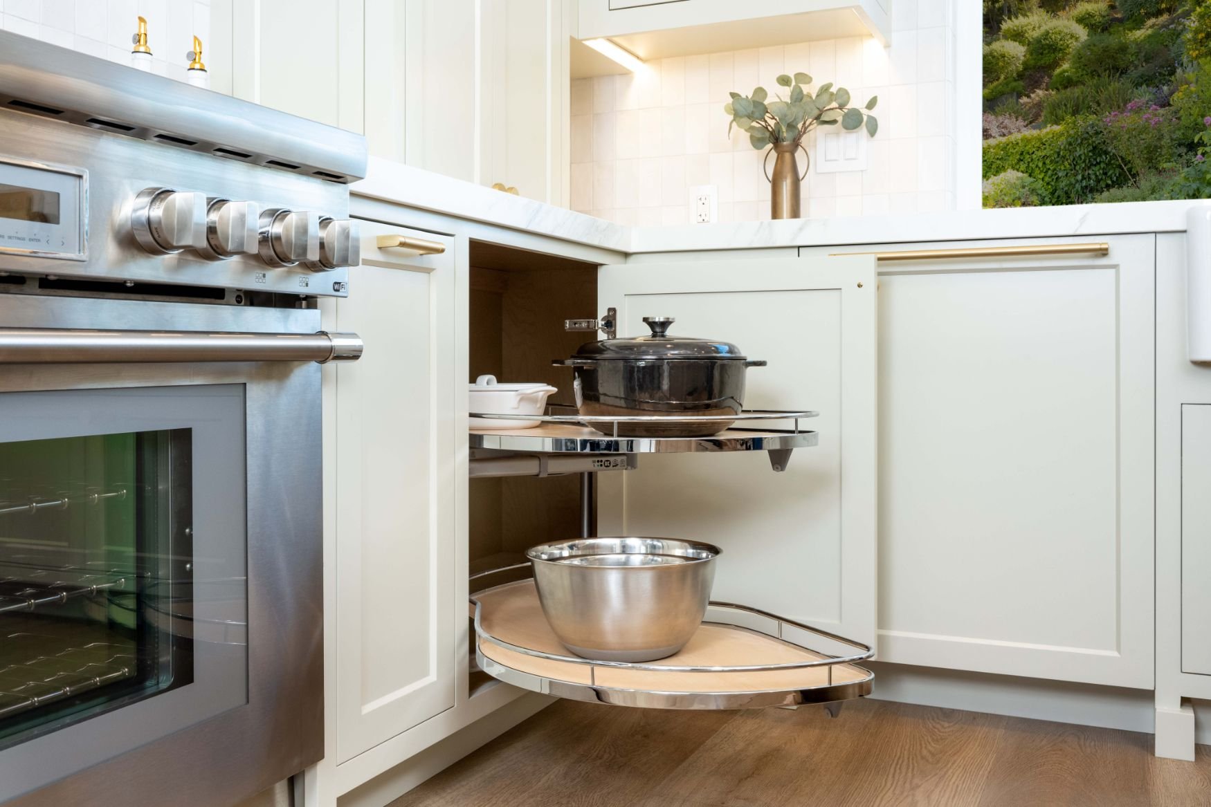 moraga-transitional-home-renovation-bellhurst-12.jpeg