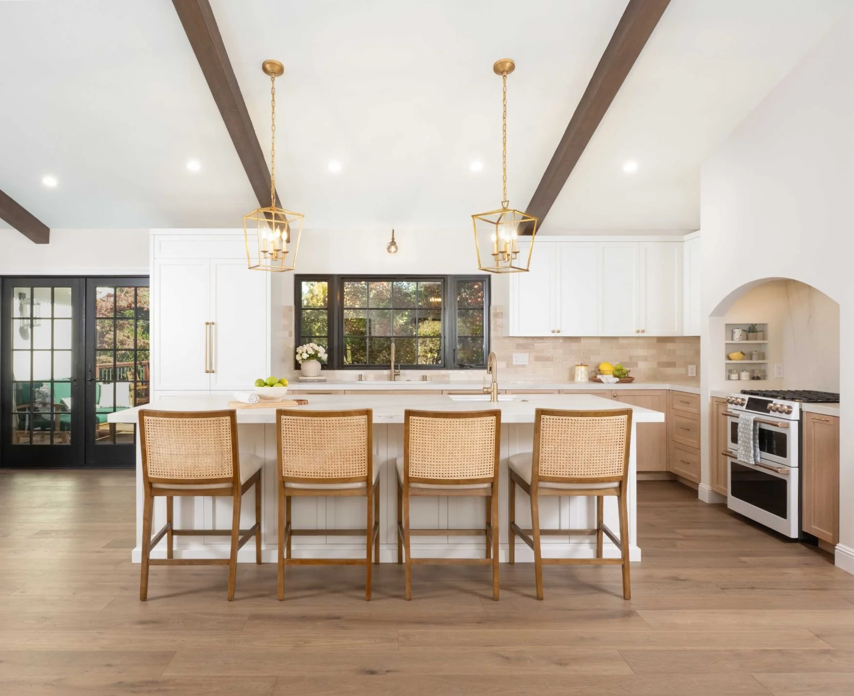 briones-moraga-traditional-renovation-22.jpeg