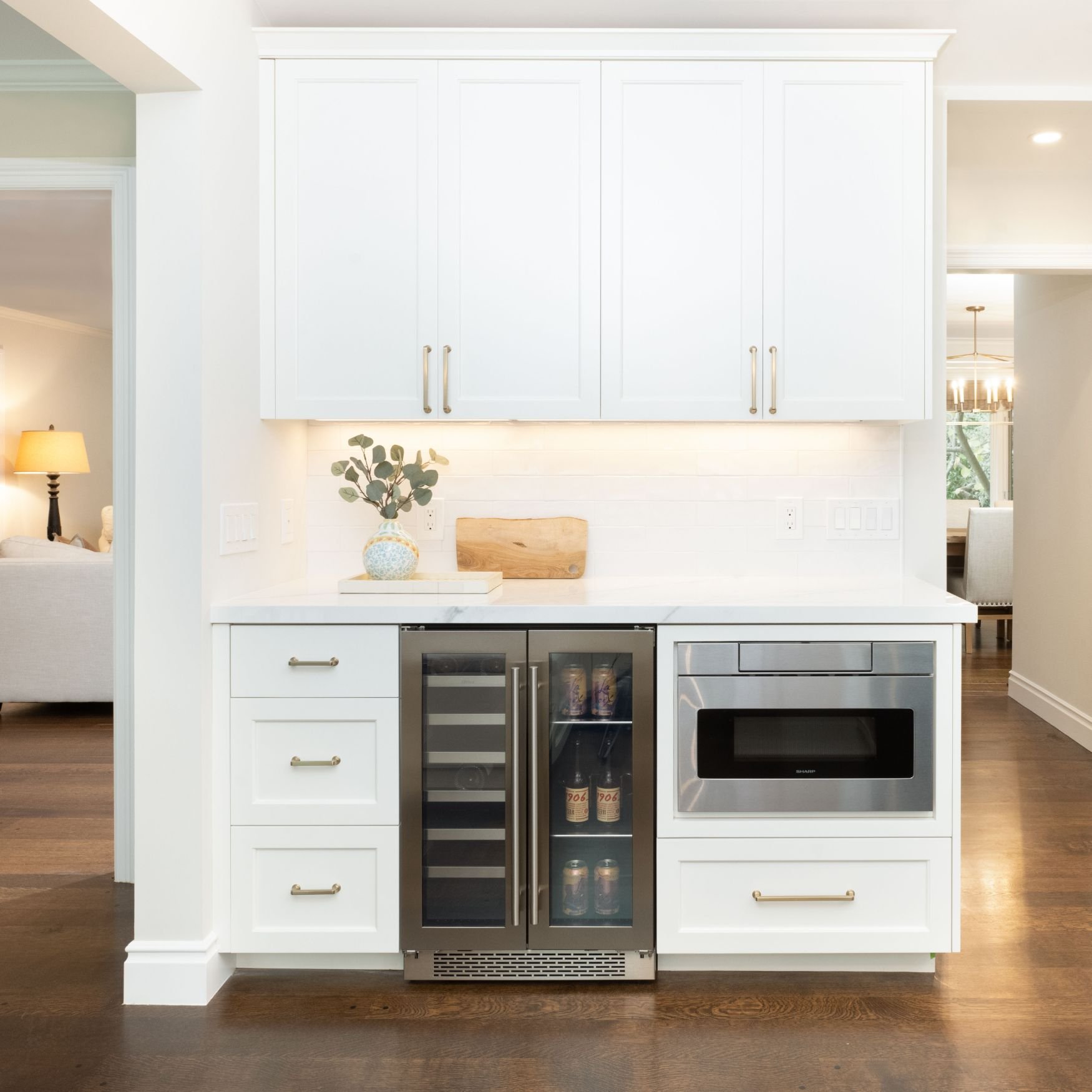 dongabriel-moraga-traditional-kitchen-common-area-01.jpeg