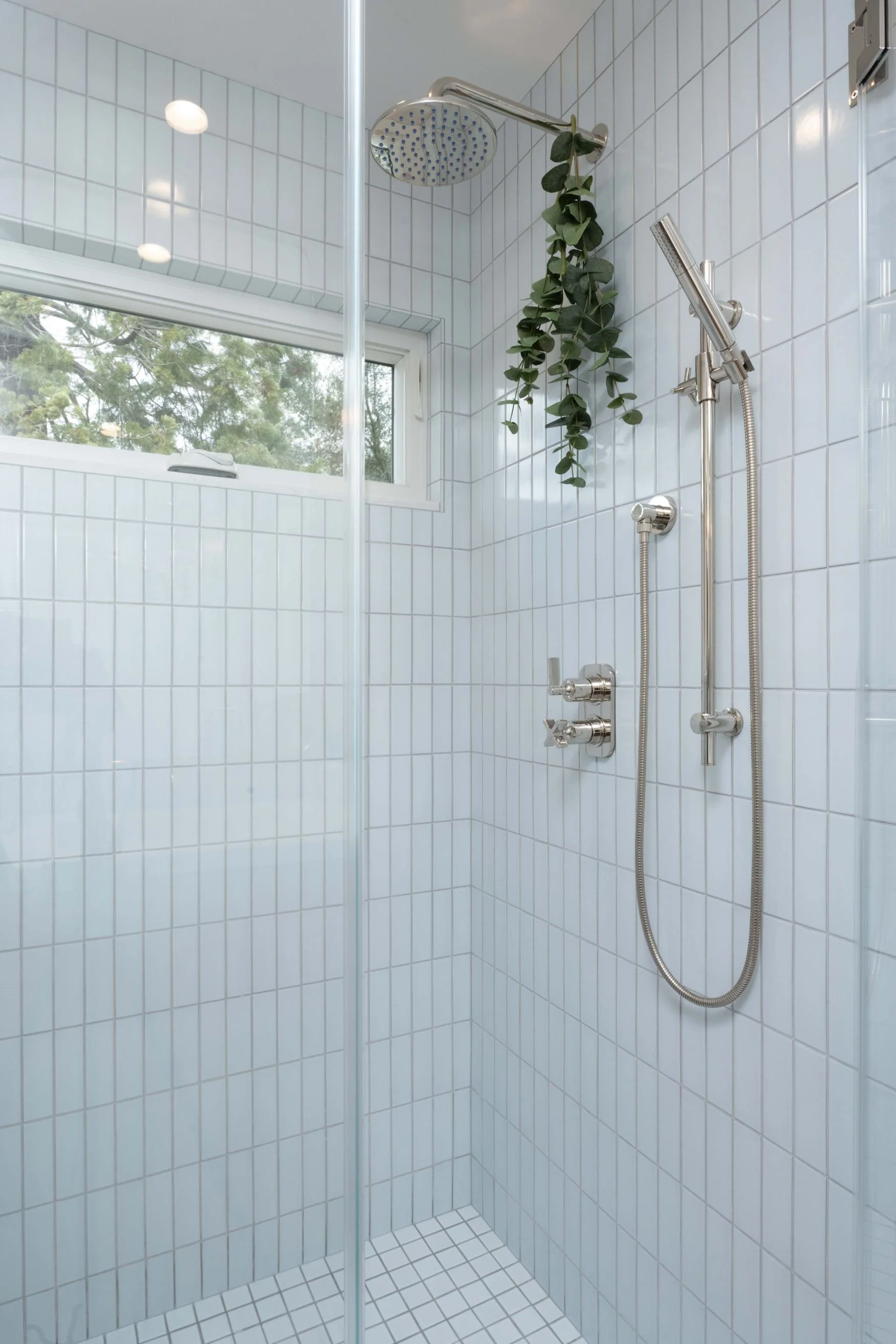 meadowview-modern-renovation-25.jpeg