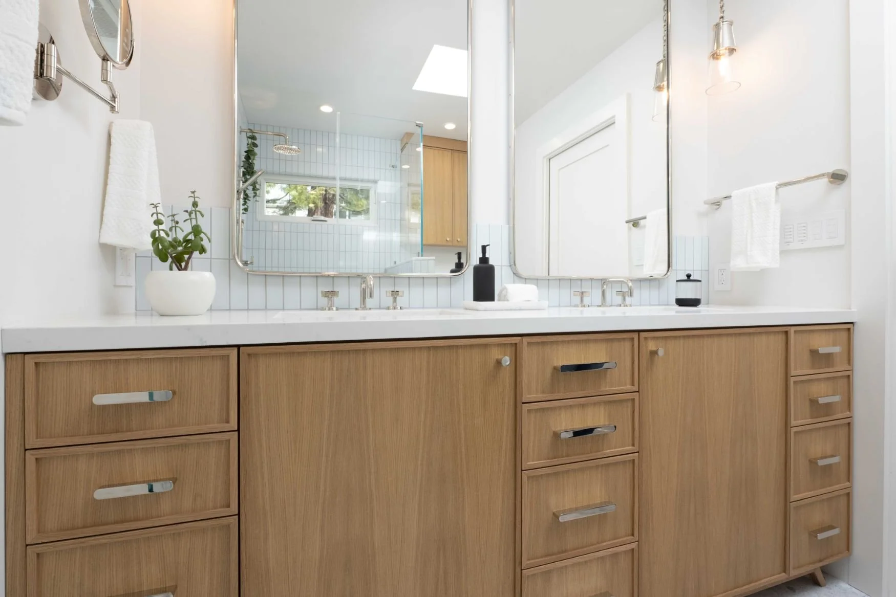 meadowview-modern-renovation-27.jpeg