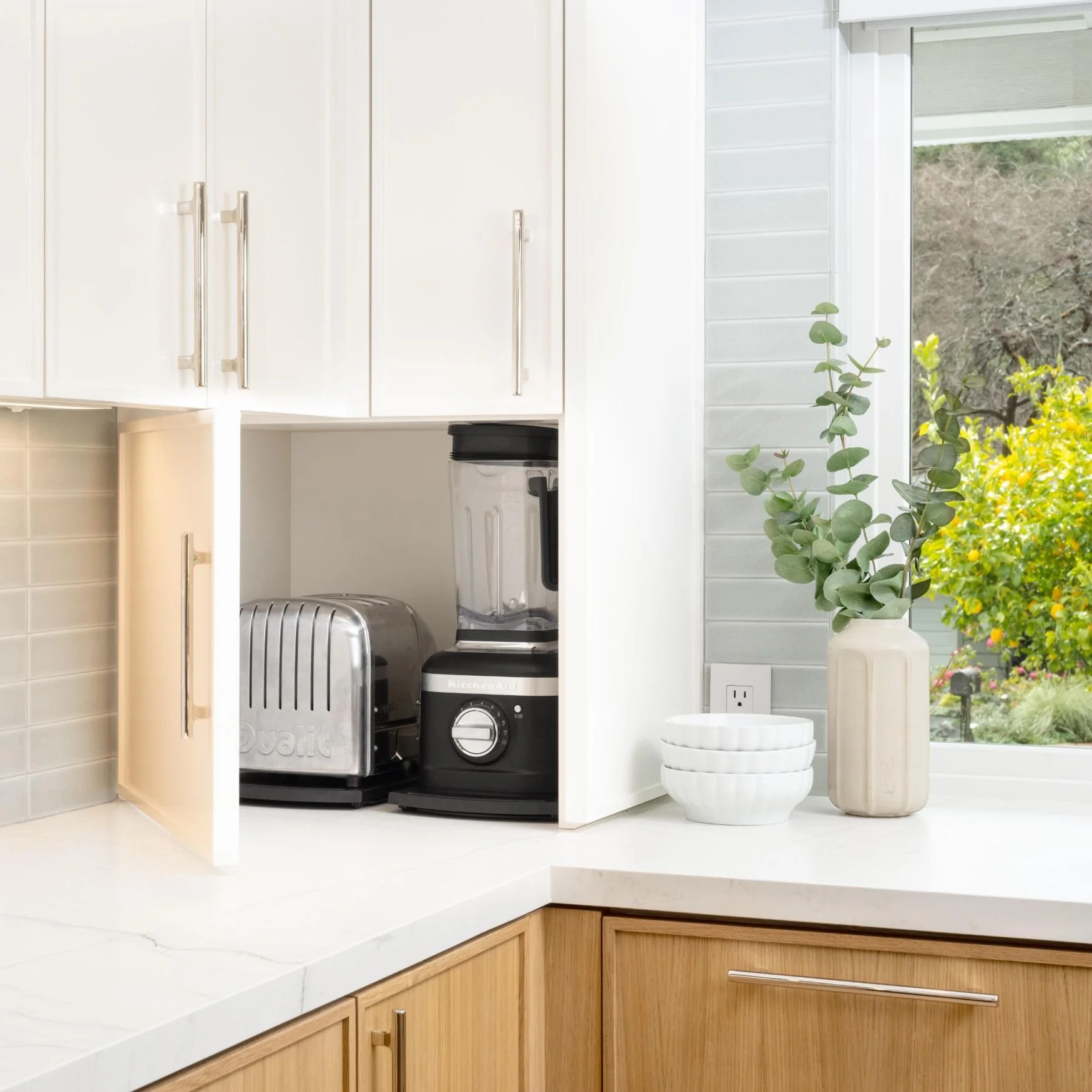 meadowview-modern-renovation-08.jpeg
