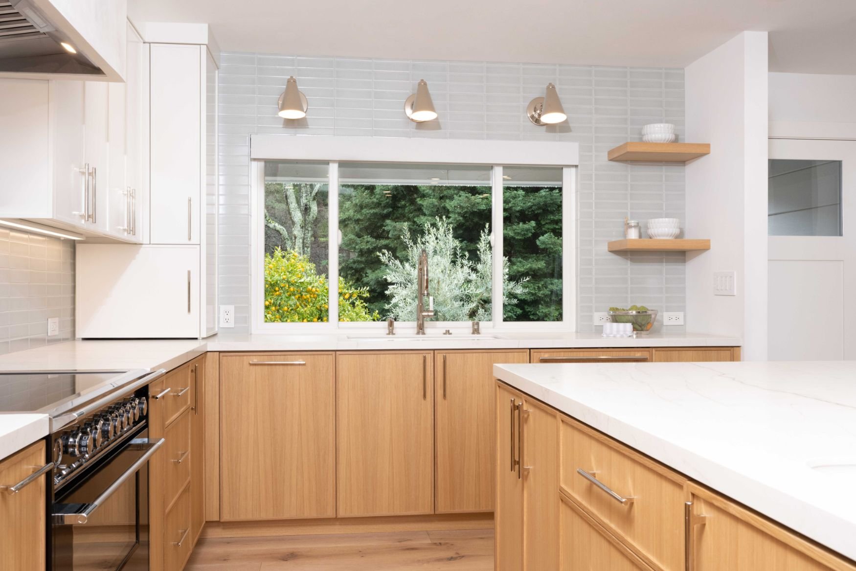 meadowview-modern-renovation-05.jpeg