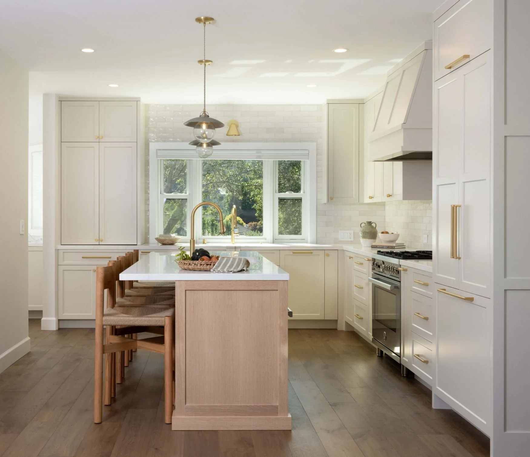 oakland-traditional-remodel-monzal-03.jpeg