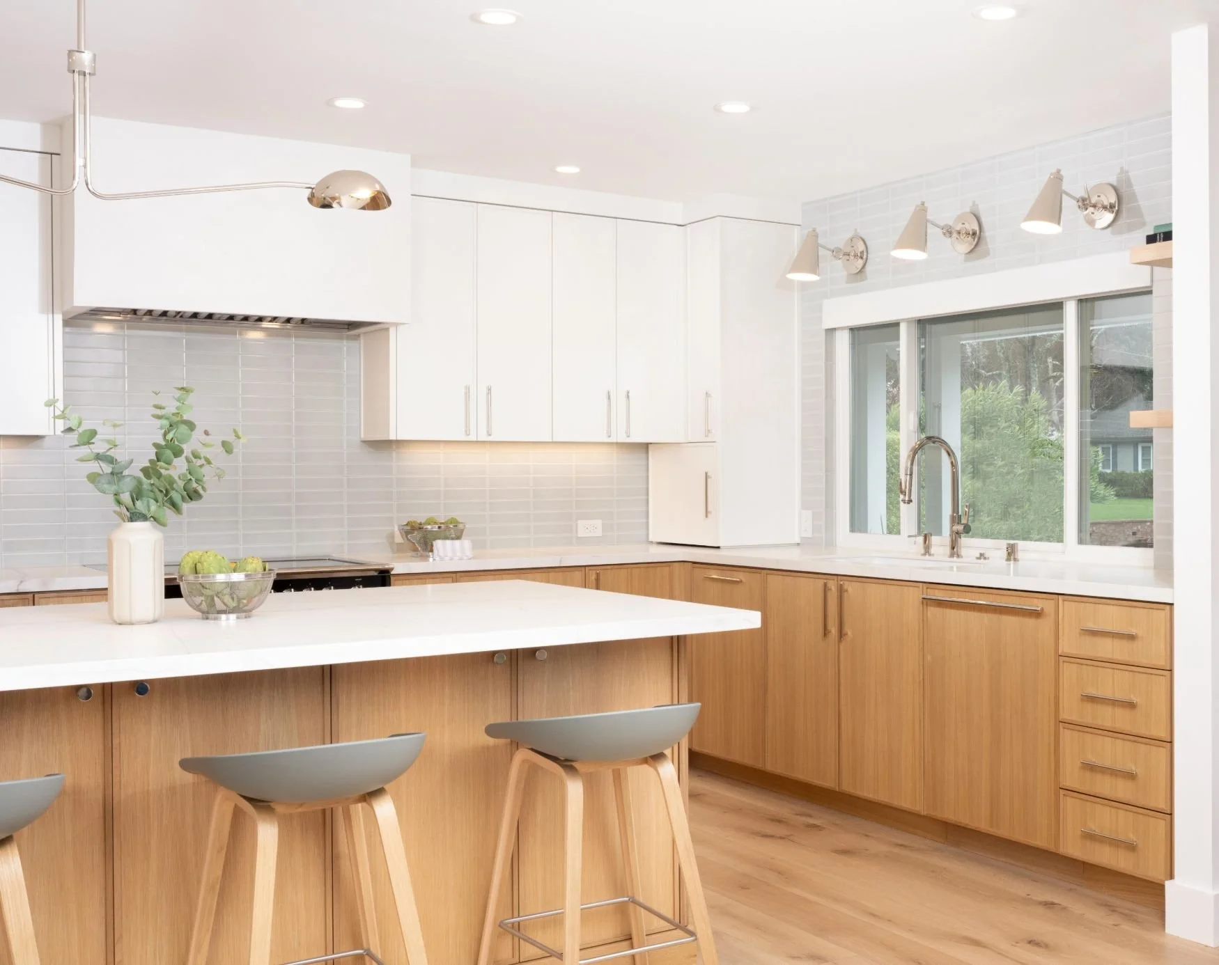 meadowview-modern-renovation-04.jpeg