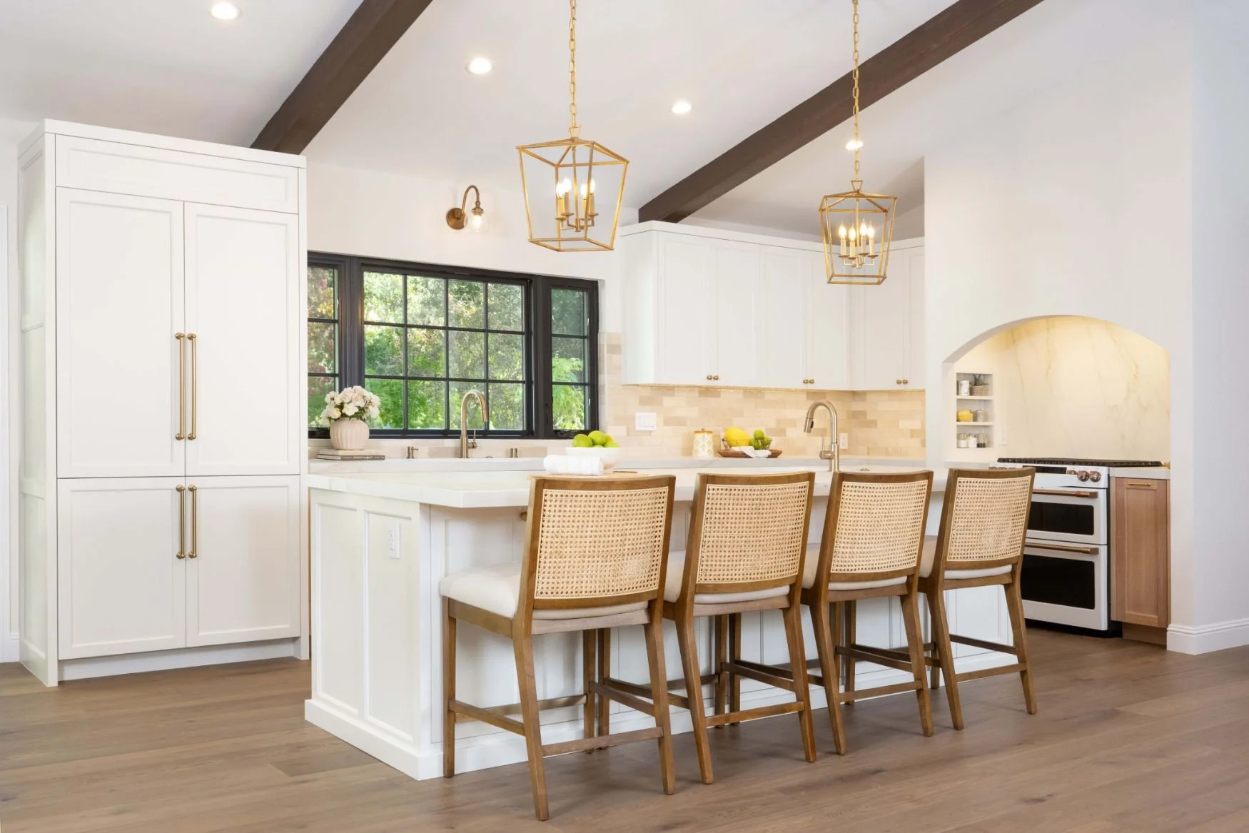 briones-moraga-traditional-renovation-21.jpeg