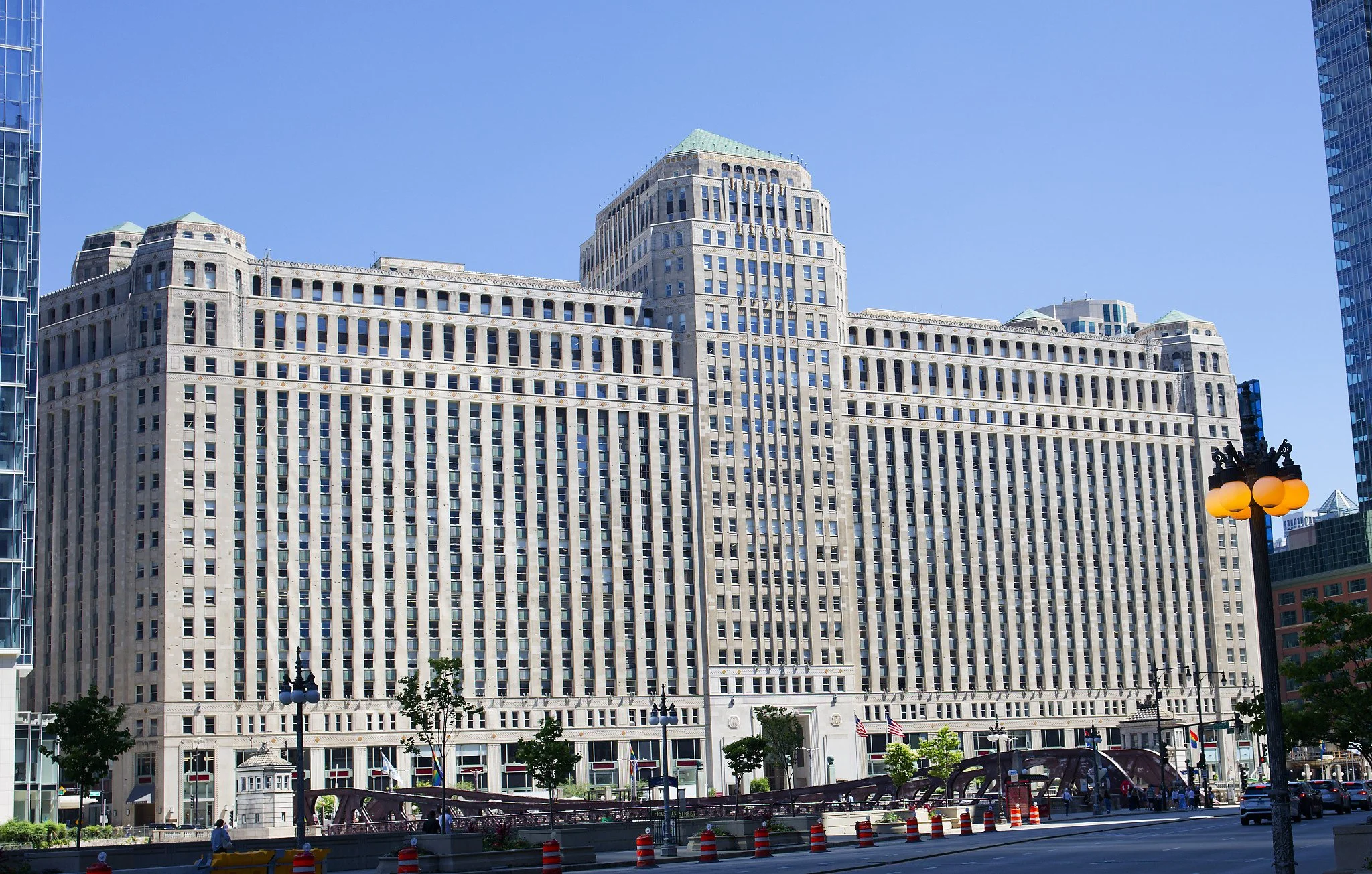 This massive piece of real estate has its own Zip Code.
Merchandise Mart (now branded simply as THE MART) is no longer owned by the Kennedy family; it is owned by Vornado Realty Trust, a New York-based real estate investment trust.

