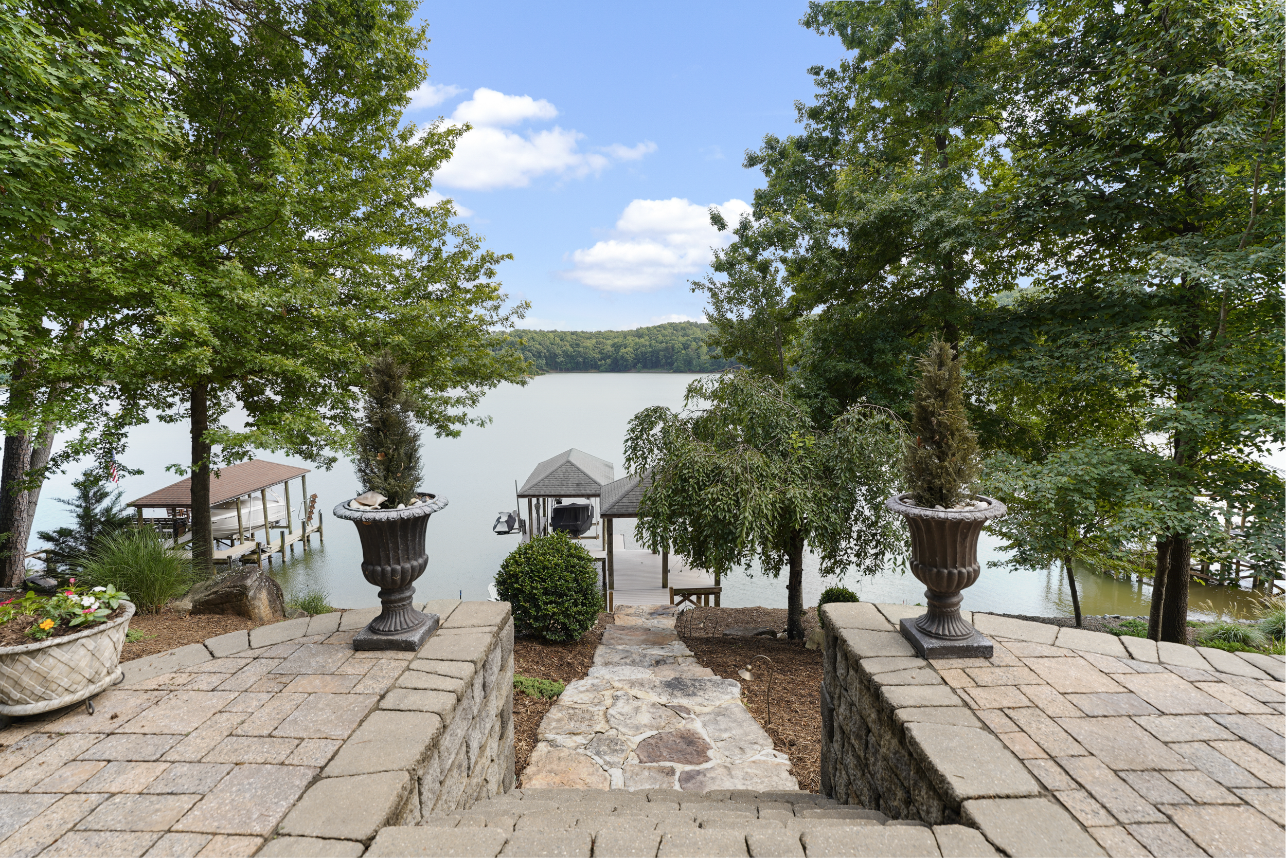 3255 Lake Pointe Dr_Listing Photos_062.png