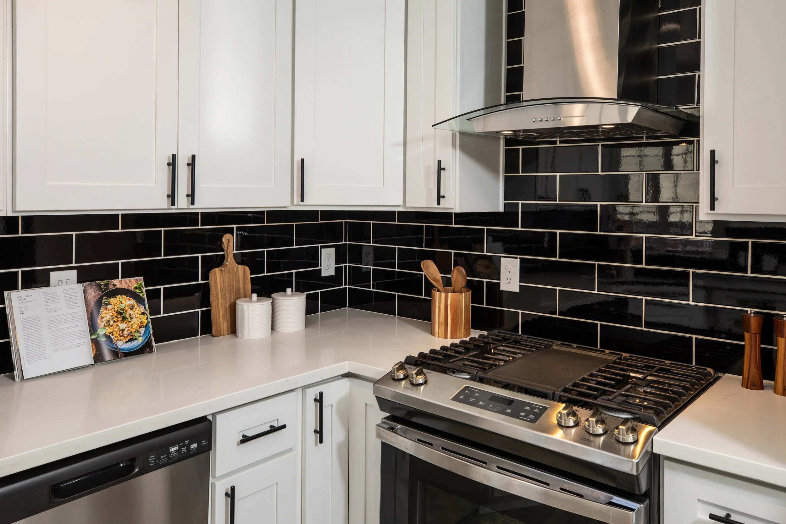 12-Kingston_Matt_Anello-8753-MLS.jpg