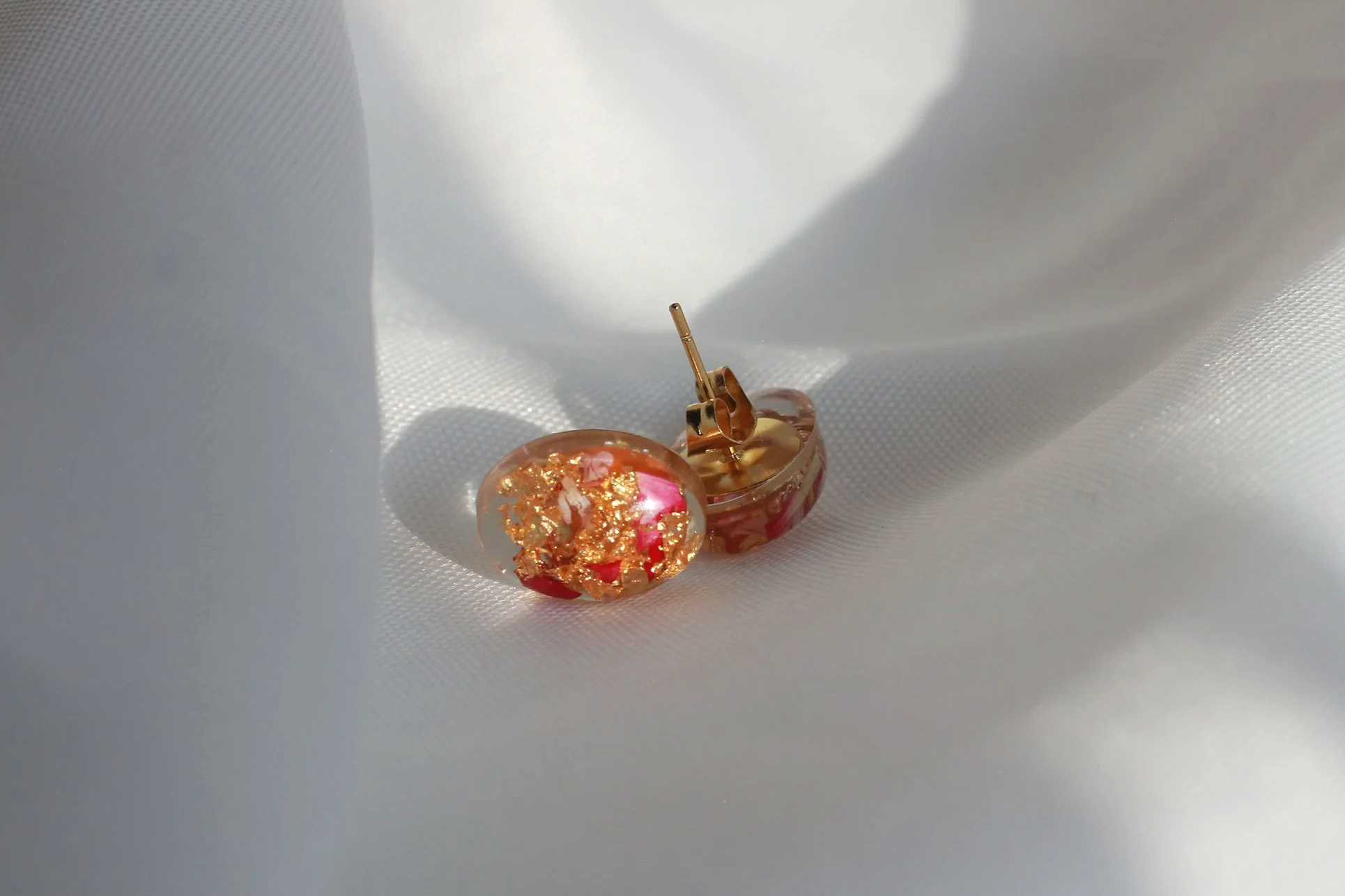 Rustic Rose Studs (Oval)