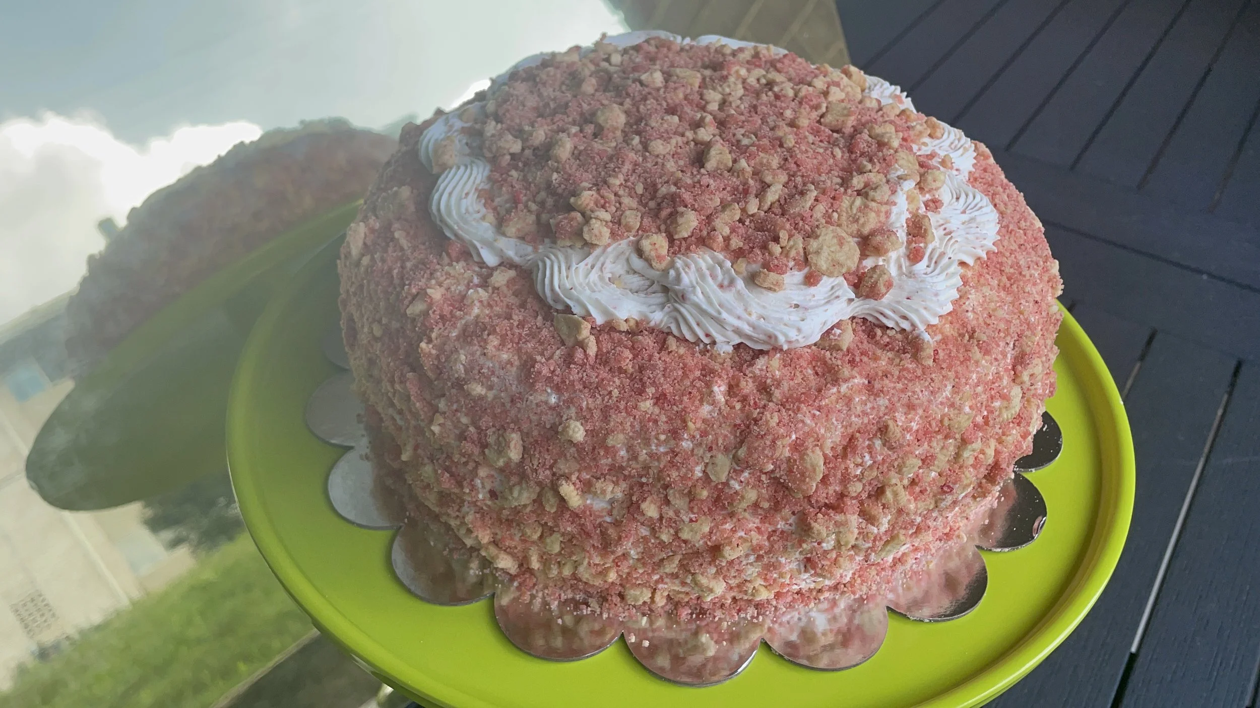 Strawberry Crunch Cake
