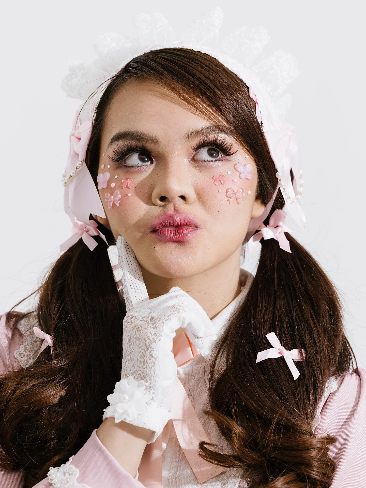 Soft, sweet, and a little haunting.

Hair and Makeup by Hannie Alexie
Photographed by Cindy Arcillo