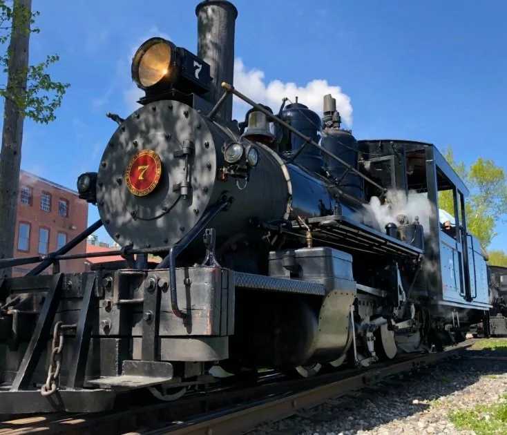 Did you know Harrison was once connected by a small railroad that brought visitors and supplies directly into town in the late 1800s?

More than a century later, people are still coming to Harrison to slow down, explore, and enjoy Maine. 

Staying at