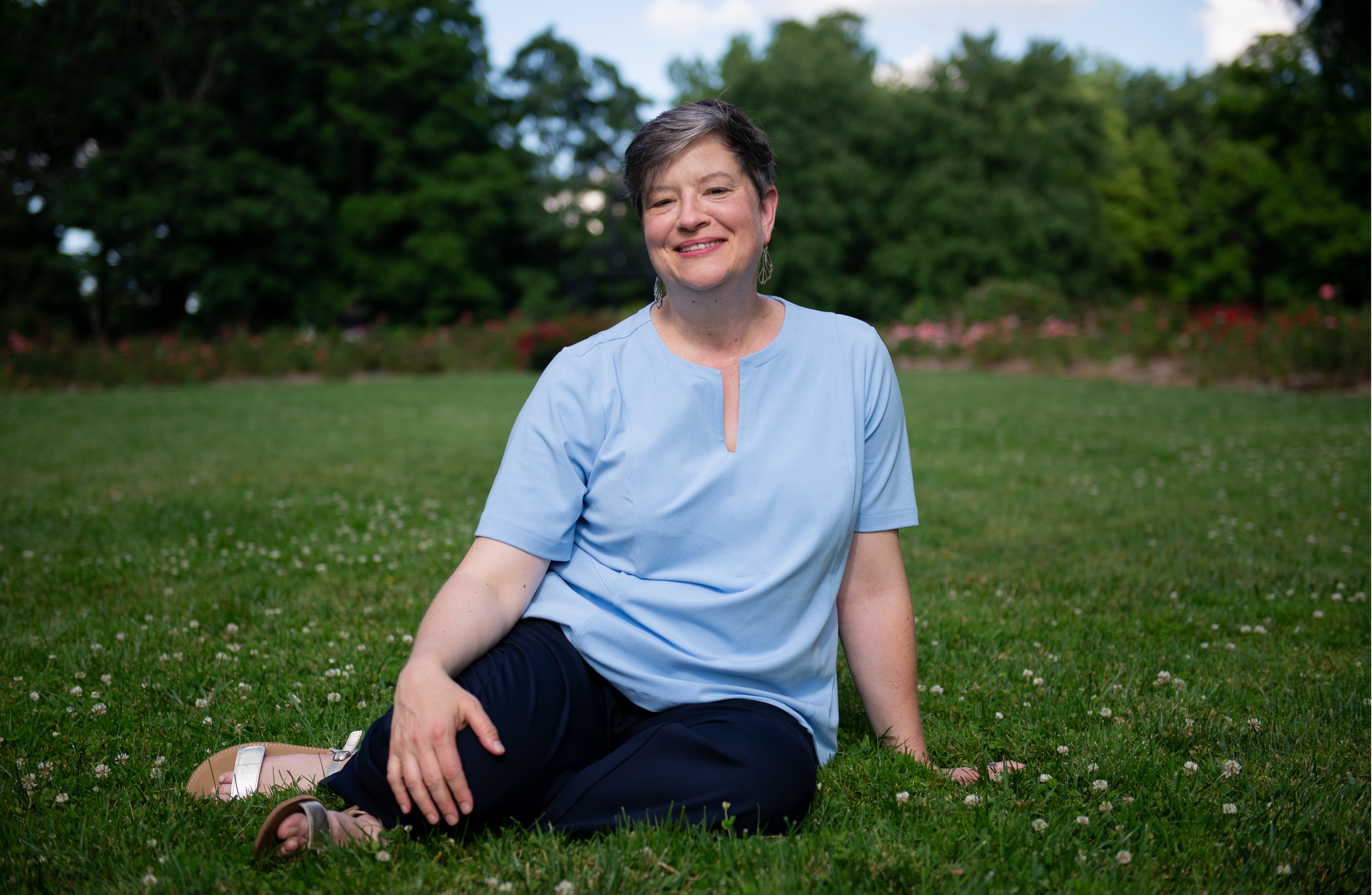 Lisa Gillispie, therapist offering somatic therapy intensives in Columbus, Ohio