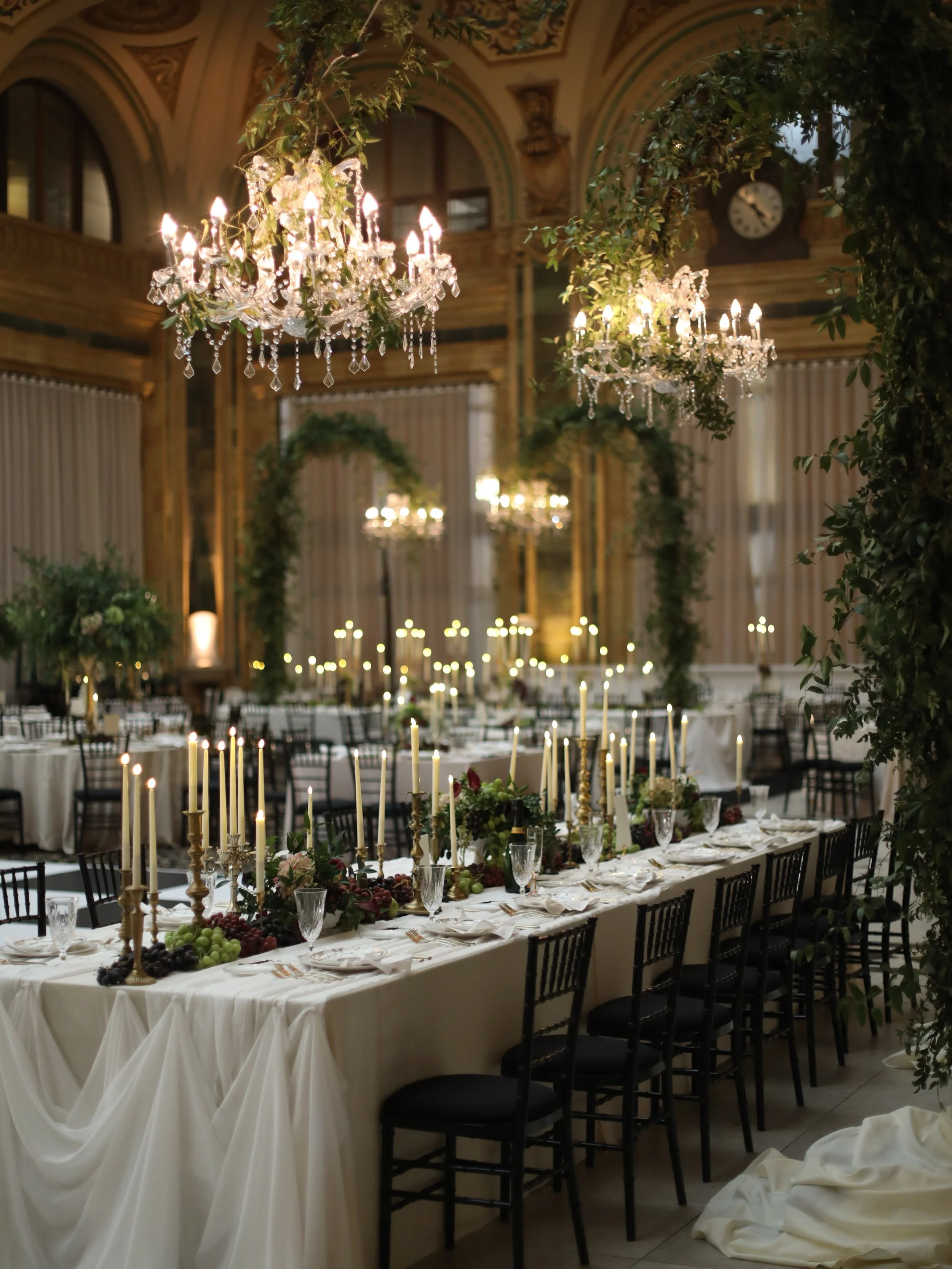 The curation that went into this day 🤍 

@cyndi_araujo 
@margaretjamesweddings 
@thepennsylvanianevents 
@dormontflorist 
@the1978collection 
@eflighting 
@bistrotogo_ 

#weddingday #weddinginspiration #weddingplanning #weddingplanner #pennsylvanian