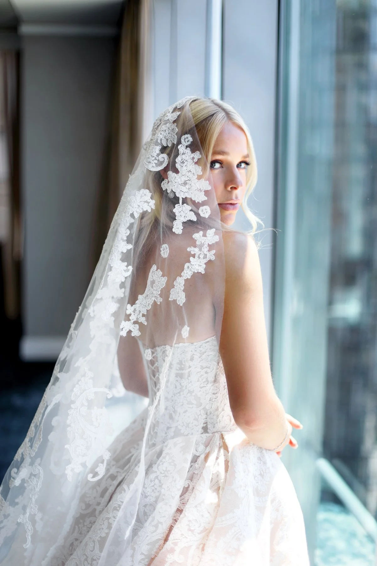 A City Chic Spring Wedding at Fairmont  Hotel