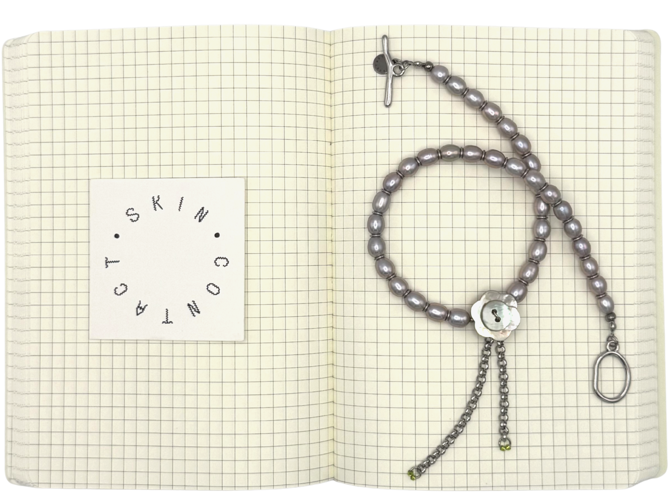daisy necklace | holo