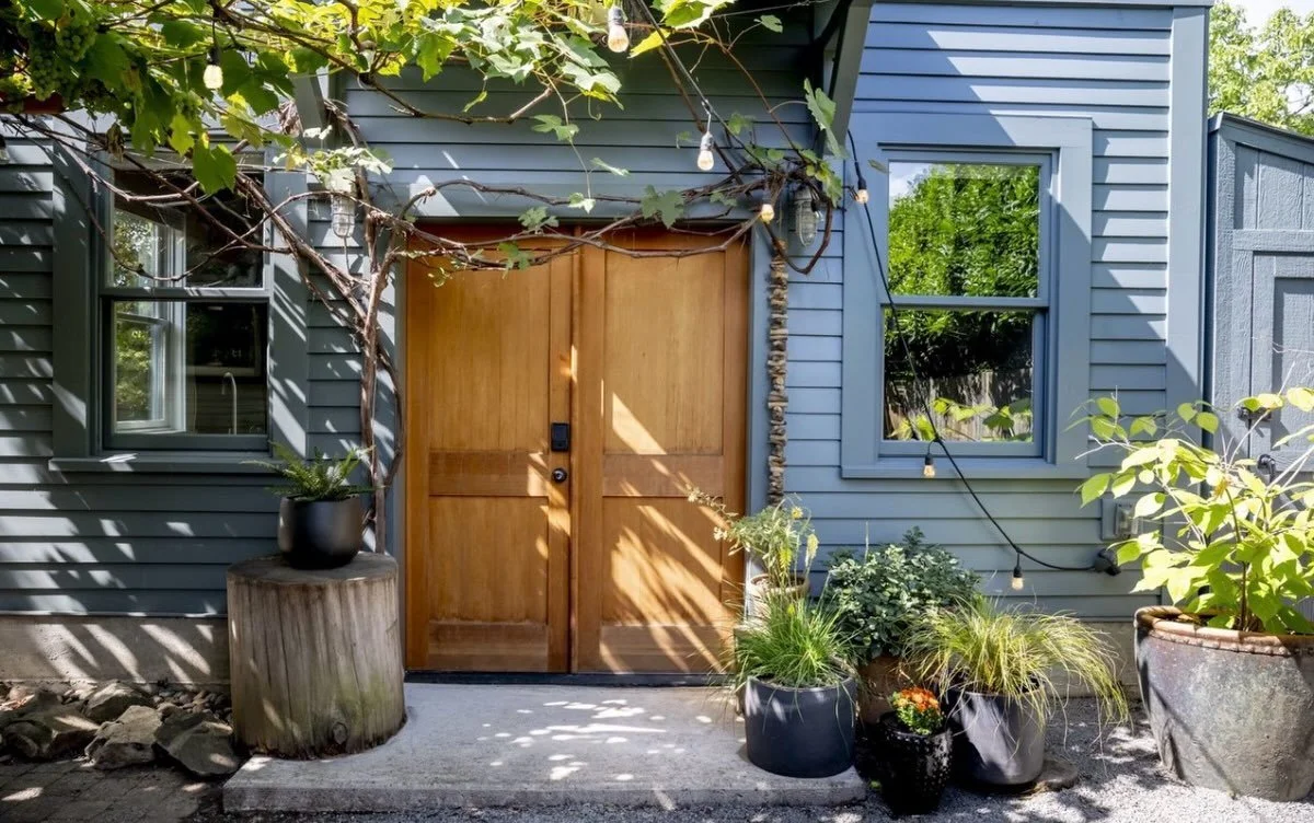 if you are looking for a well-crafted, well-loved, and walkable home in Portland with either multigenerational living, creative space, or want room for guests &hellip; look no further. 

if you are currently a homeowner, use this as a reminder to kee