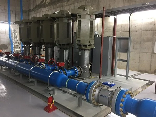 480V industrial pumps with automated control system.