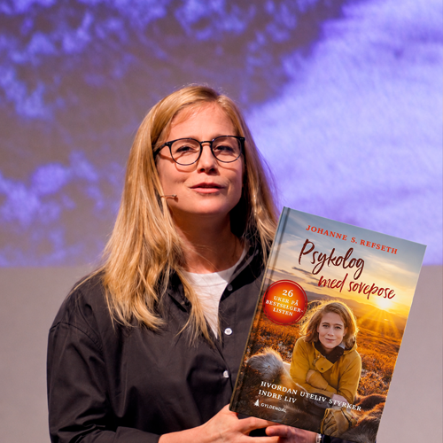 Johanne S. Refseth, best kjent som Psykolog med sovepose, holder foredraget Naturen som lykkepille i Eidsvoll.