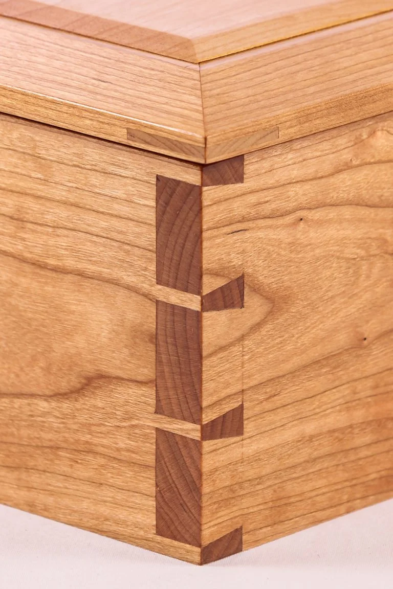 Hand-cut dovetail detail
