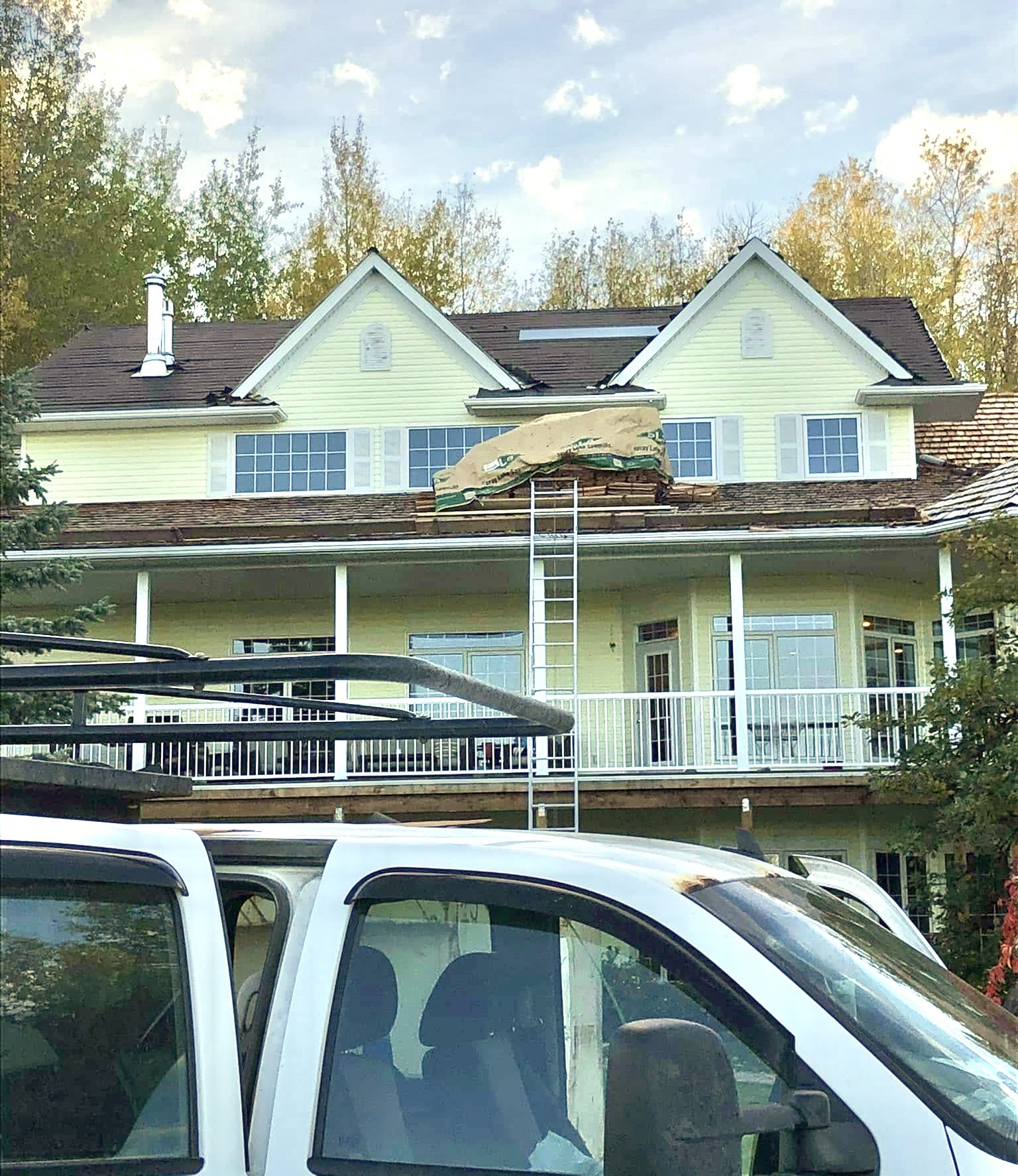 yellow house 2.jpeg