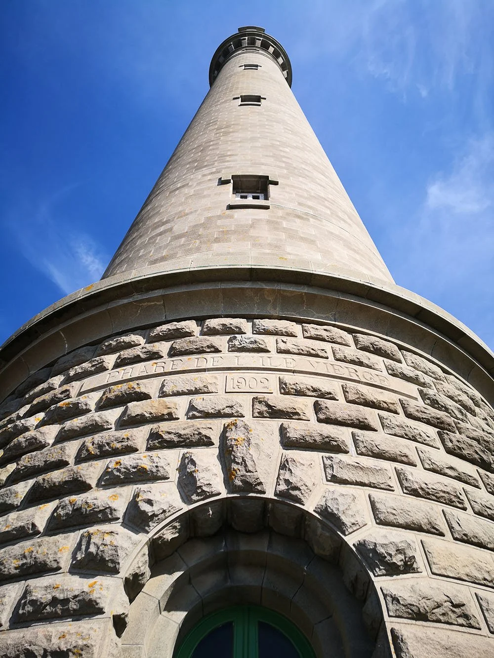 phare-ile-vierge4.jpg