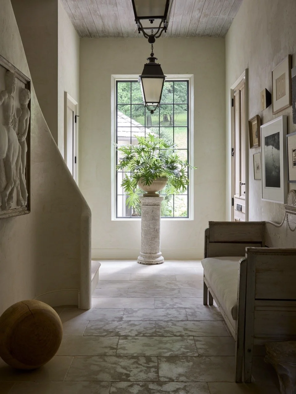 Entryway1_589 Large.jpeg