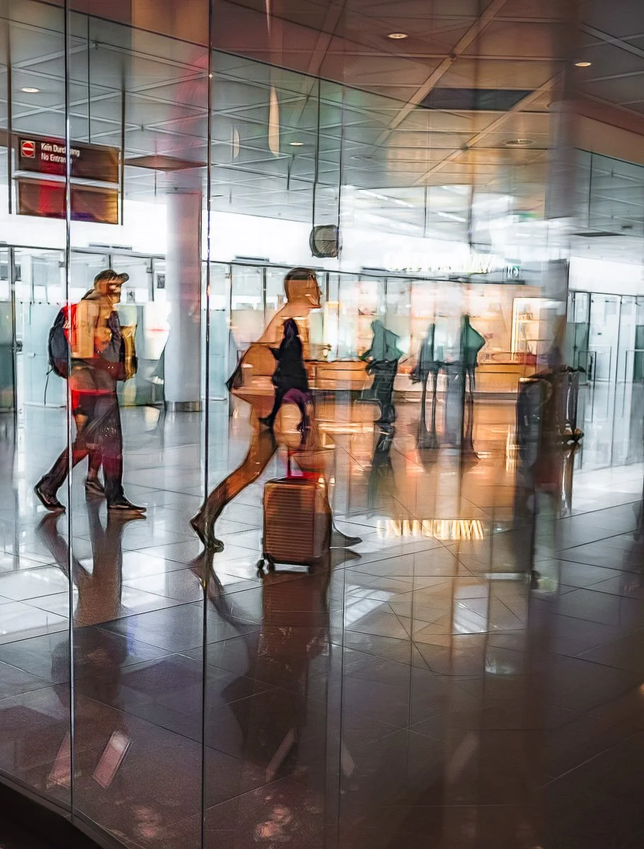 pbk_webb_Busy airport_46.jpg
