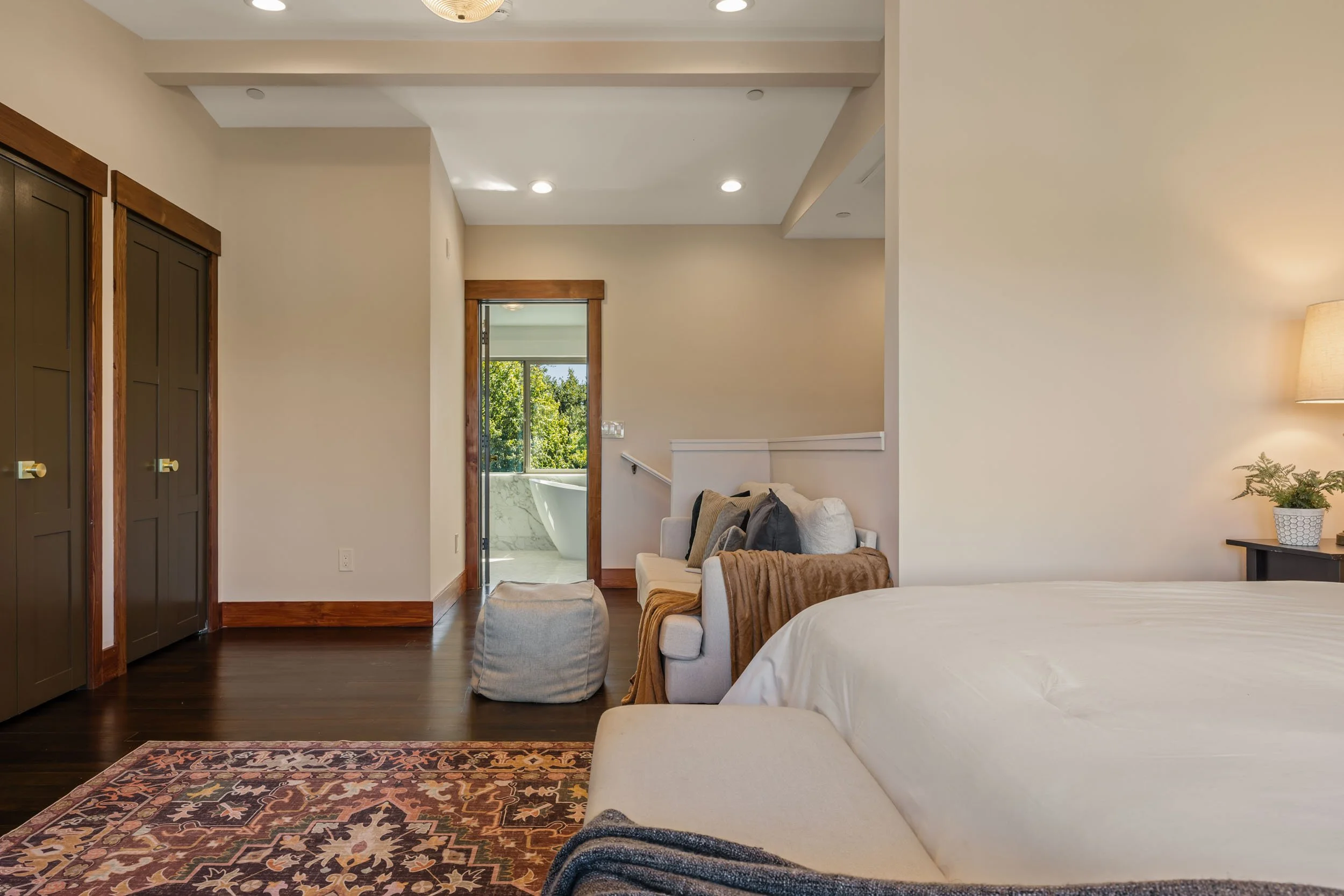 479 42nd St 43 small.jpg