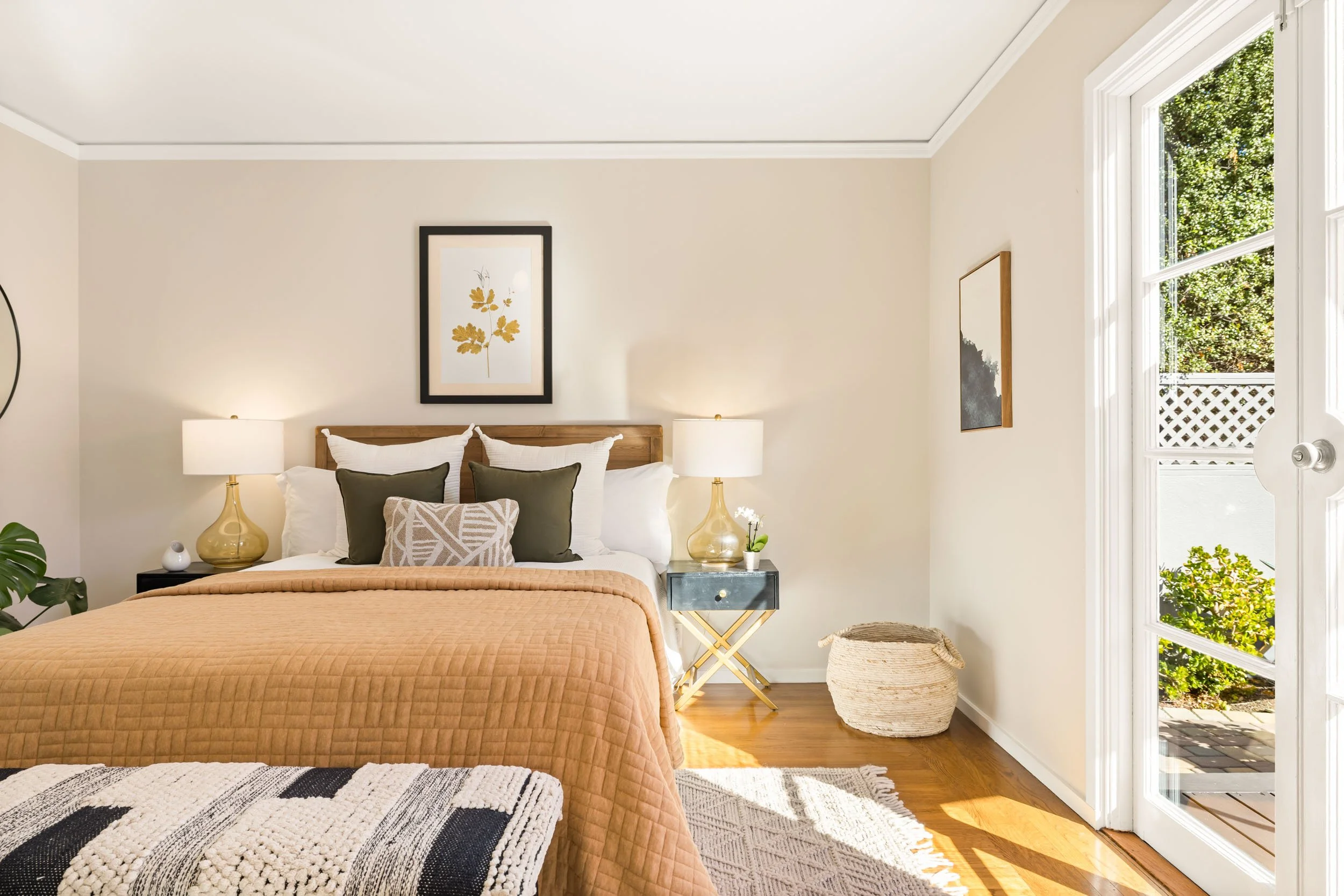 1112 Glen Drive 22 small.jpg