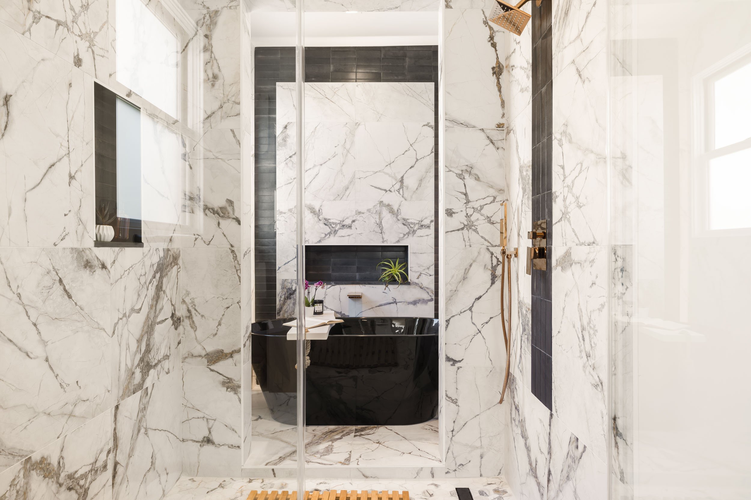 2619 Mathew St 39 small.jpg