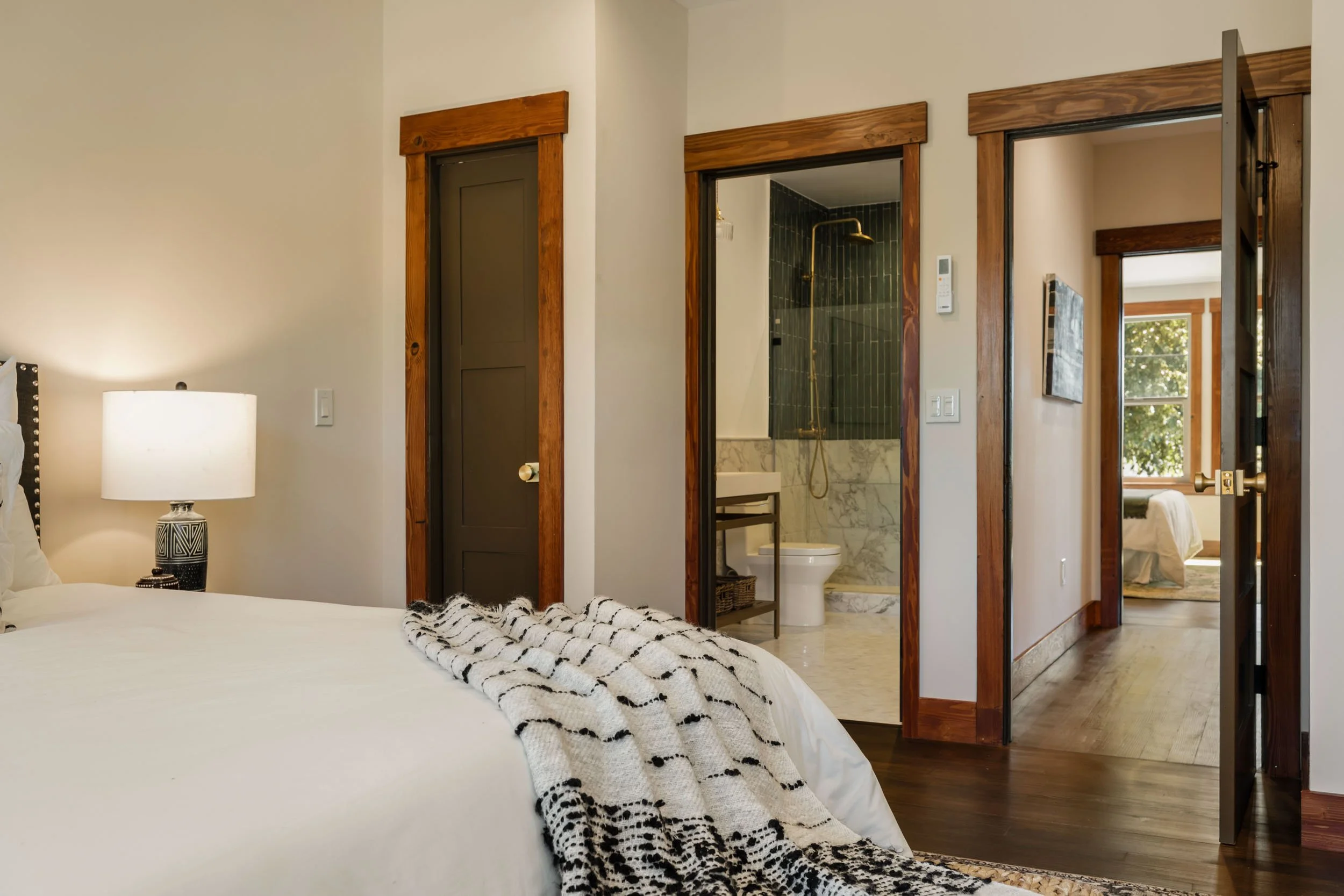 479 42nd St 36 small.jpg
