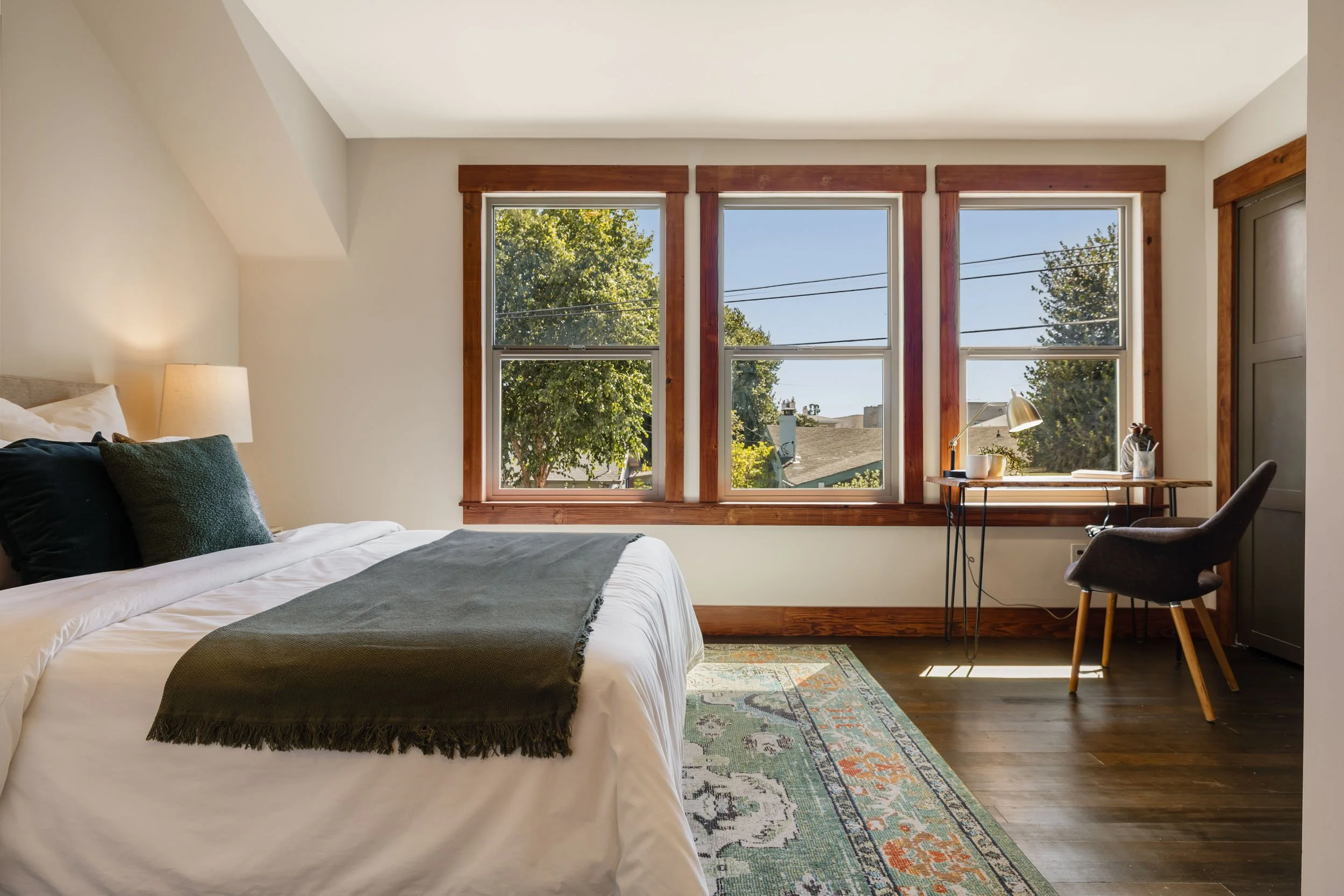 479 42nd St 27 small.jpg