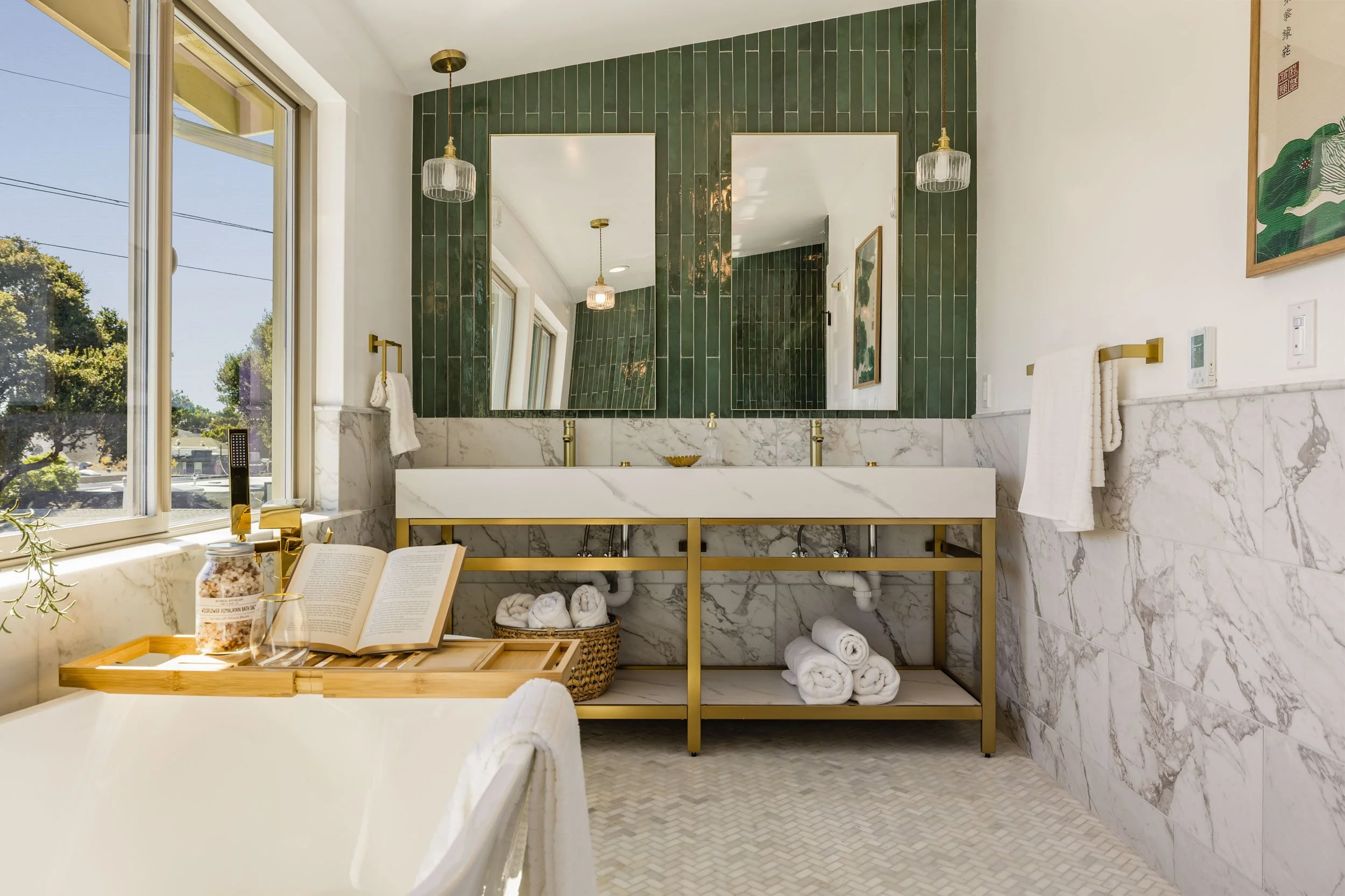 479 42nd St 44 small.jpg