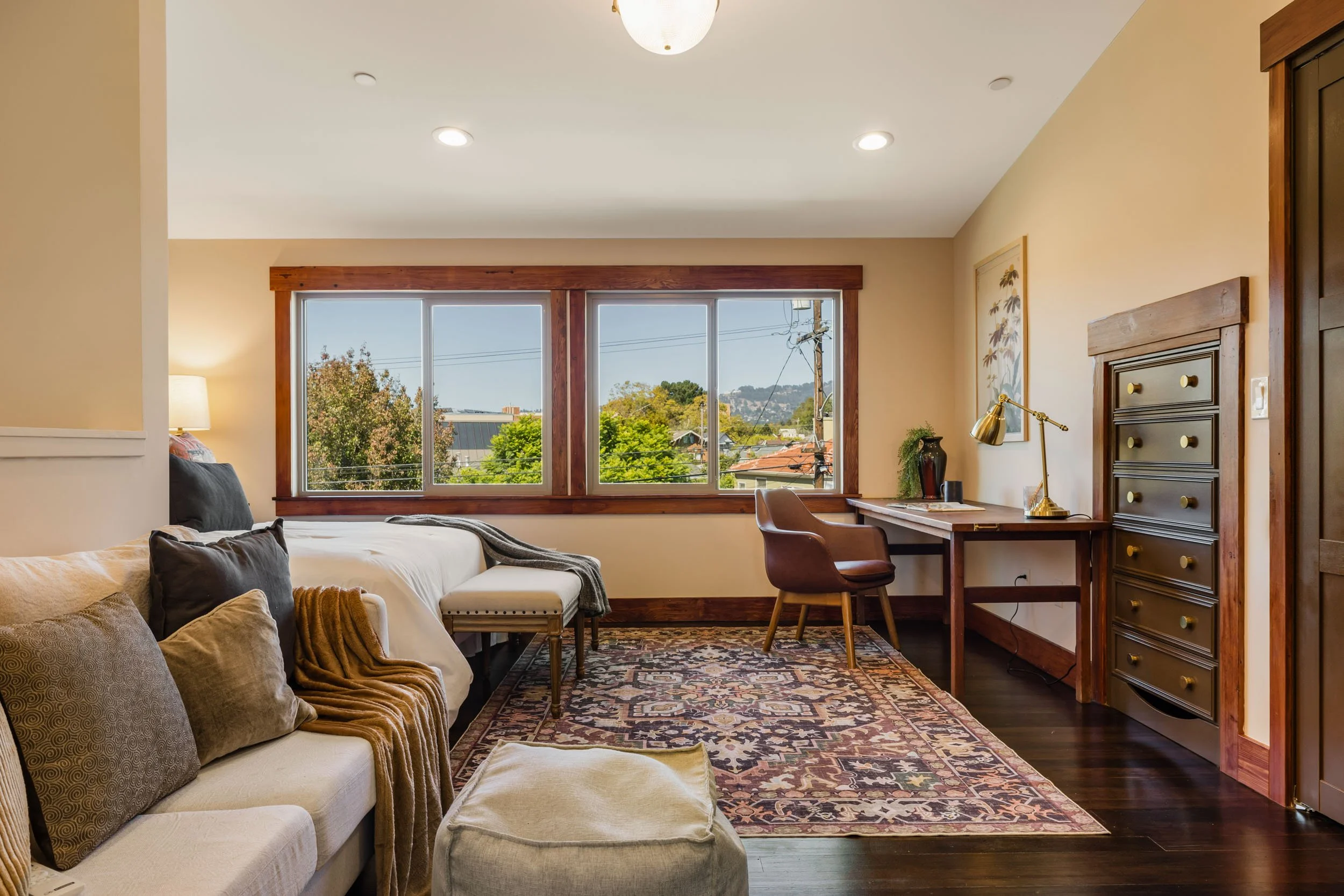 479 42nd St 41 small.jpg