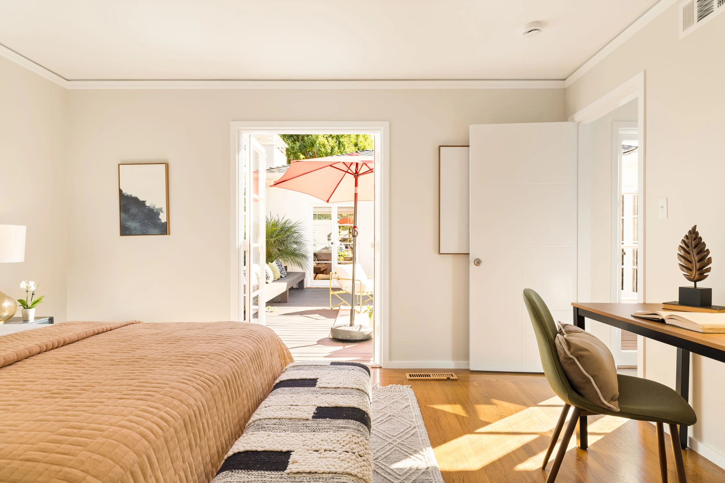 1112 Glen Drive 24 small.jpg