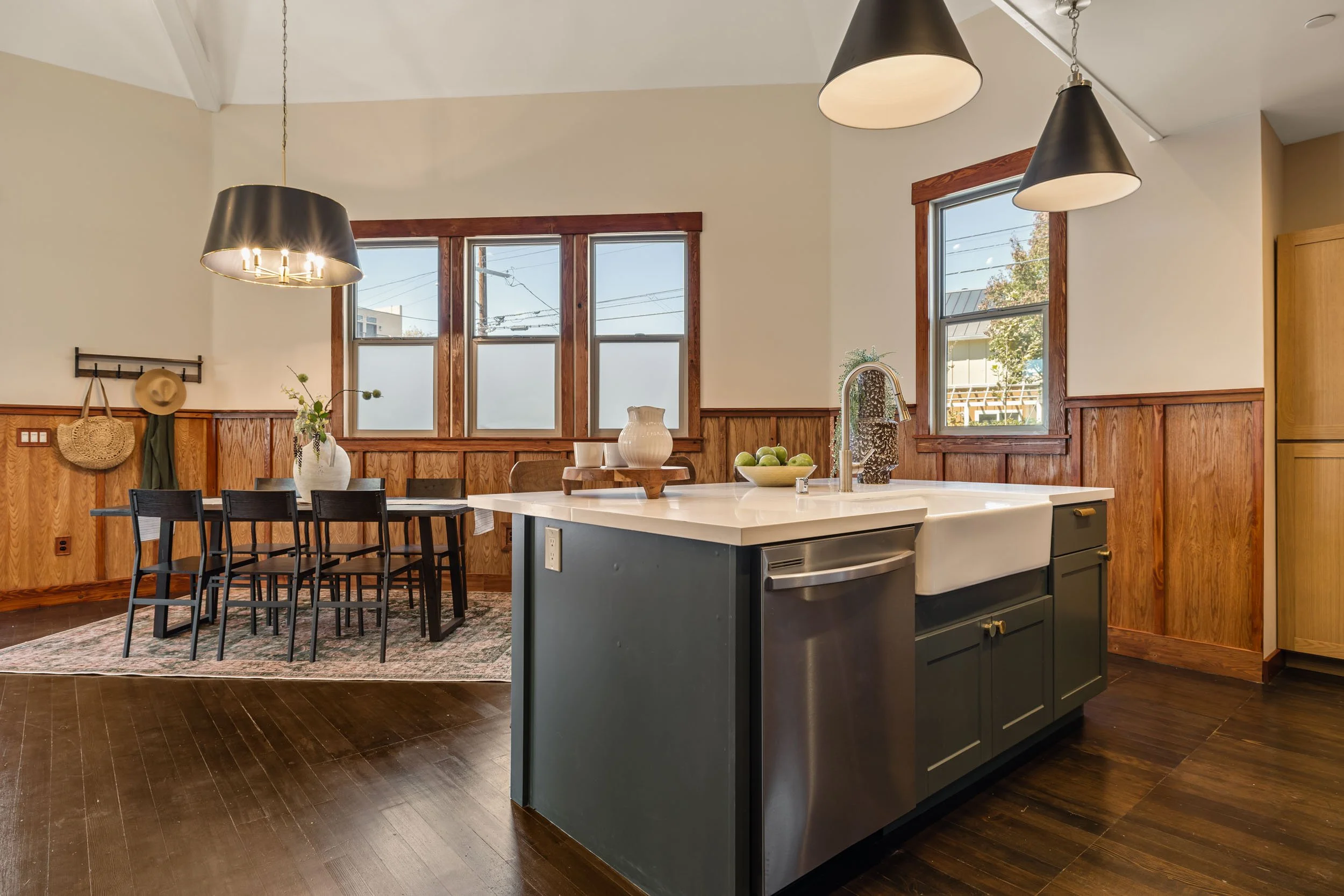 479 42nd St 16 small.jpg