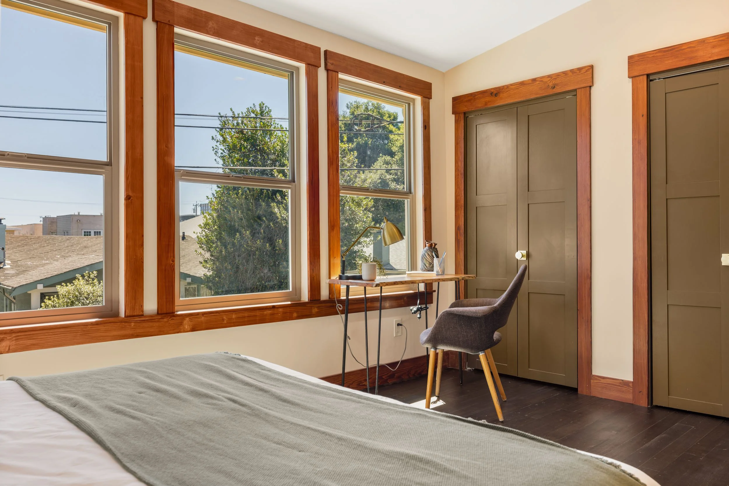 479 42nd St 28 small.jpg