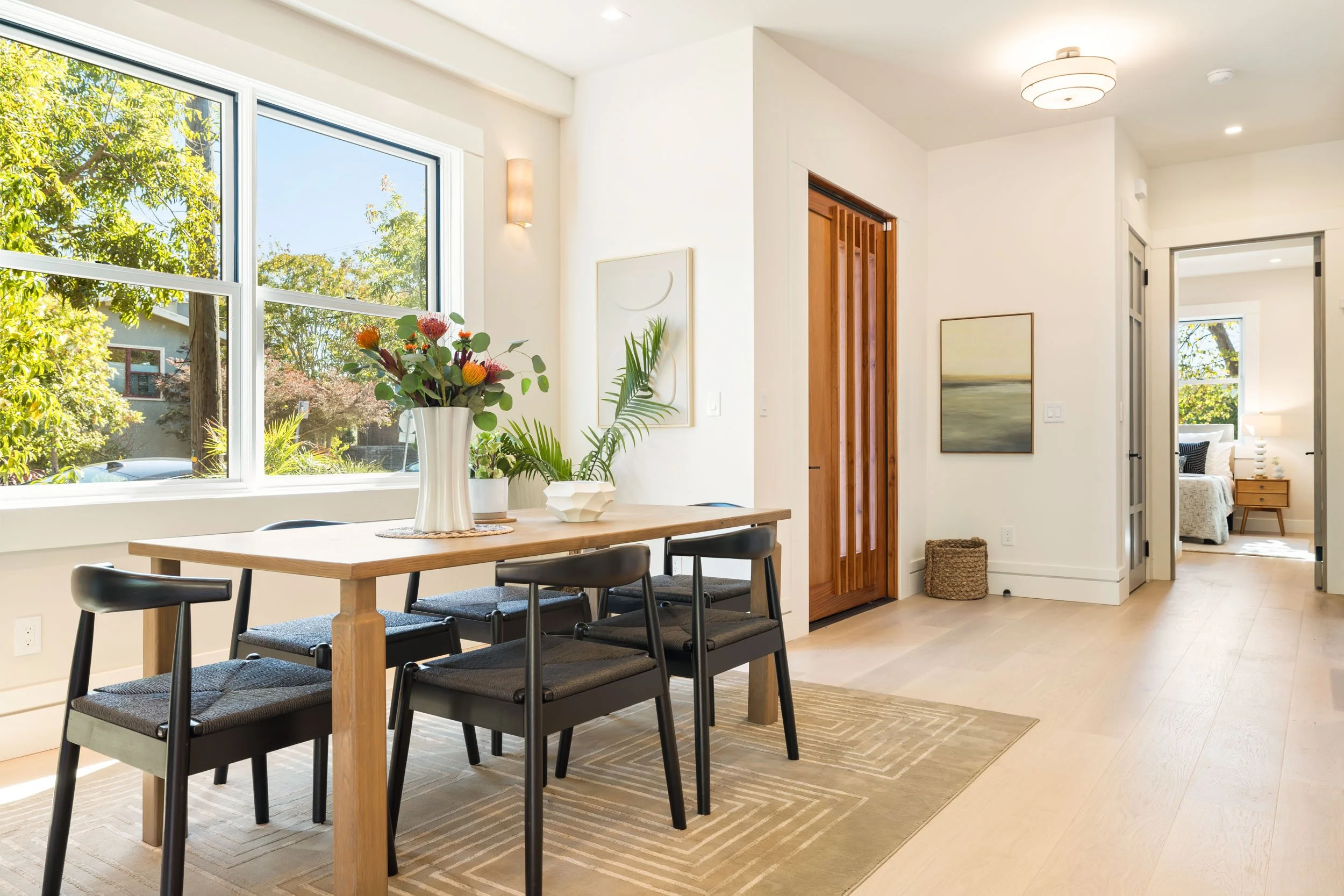 2619 Mathew St 18 small.jpg