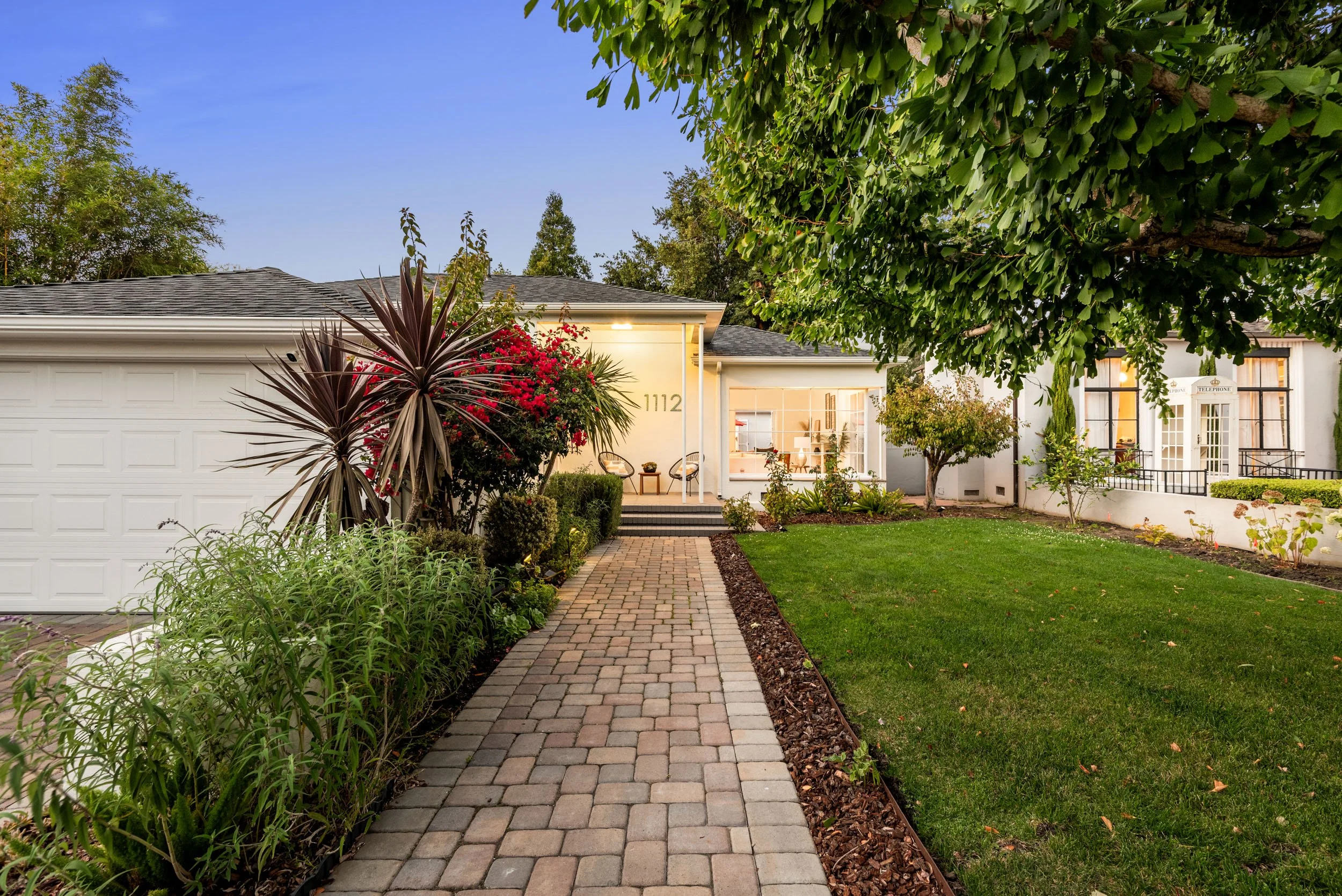 1112 Glen Drive 37 small.jpg