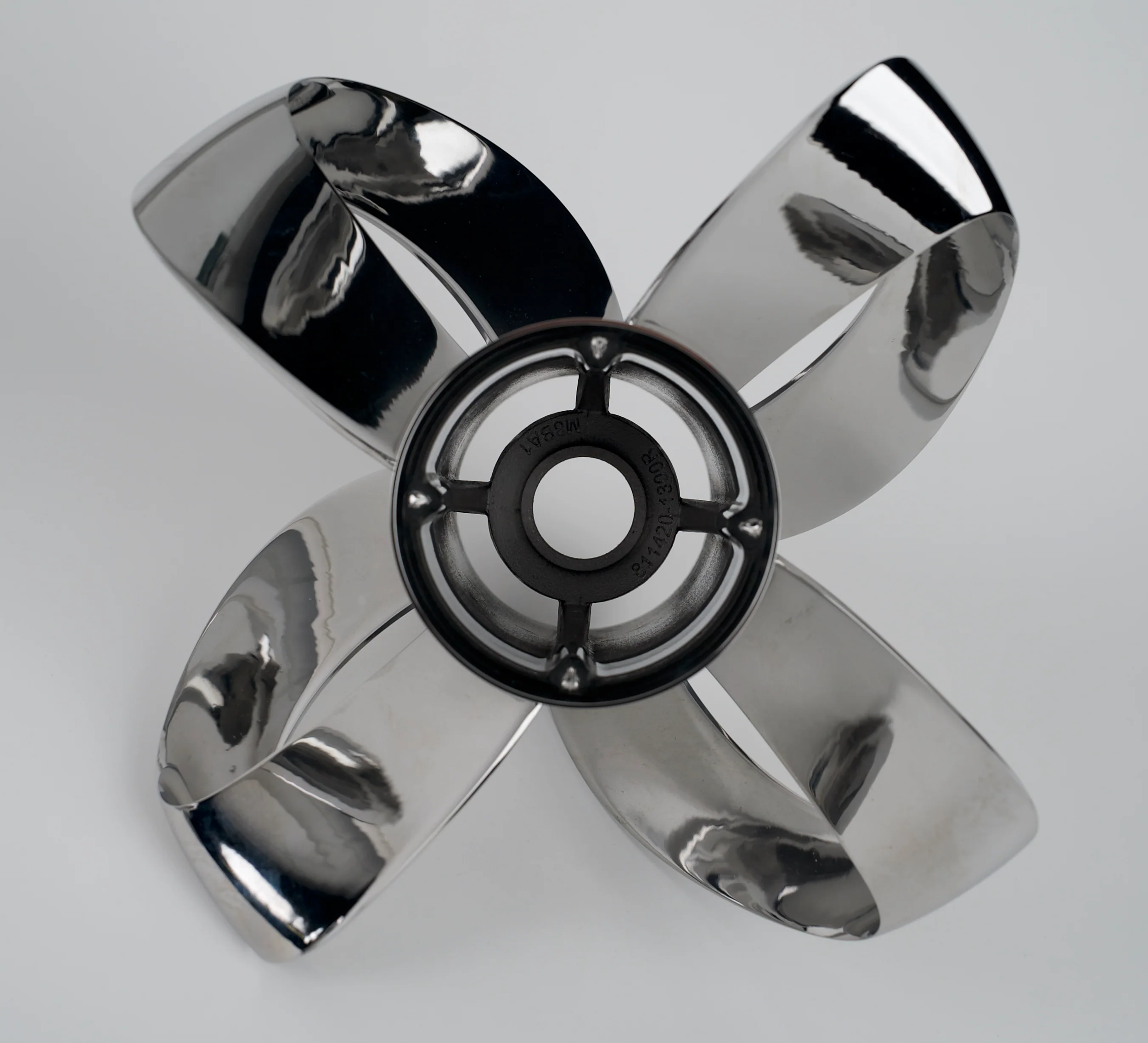 Sharrow Marine Expands Sharrow MX™ Propeller Line with Unveiling of MX4™