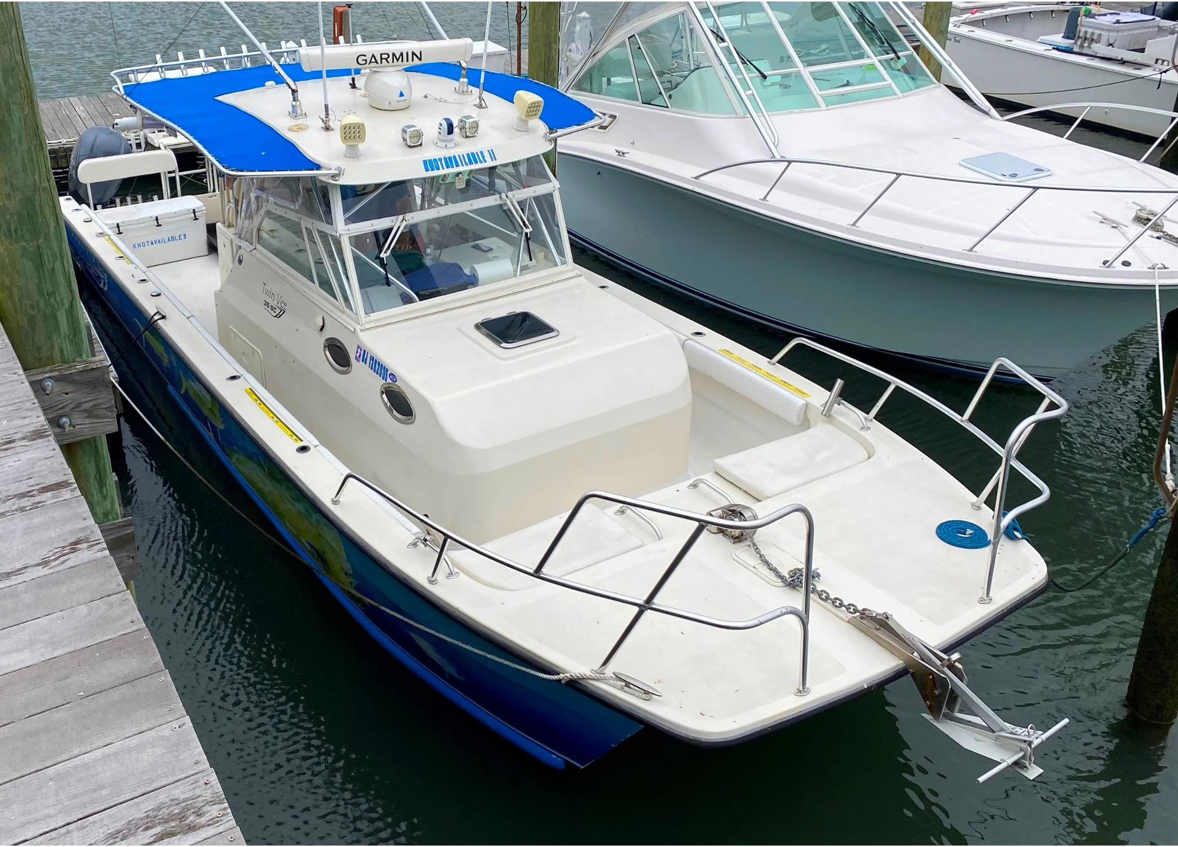 36 Twin Vee with Twin Yamaha 300 HP